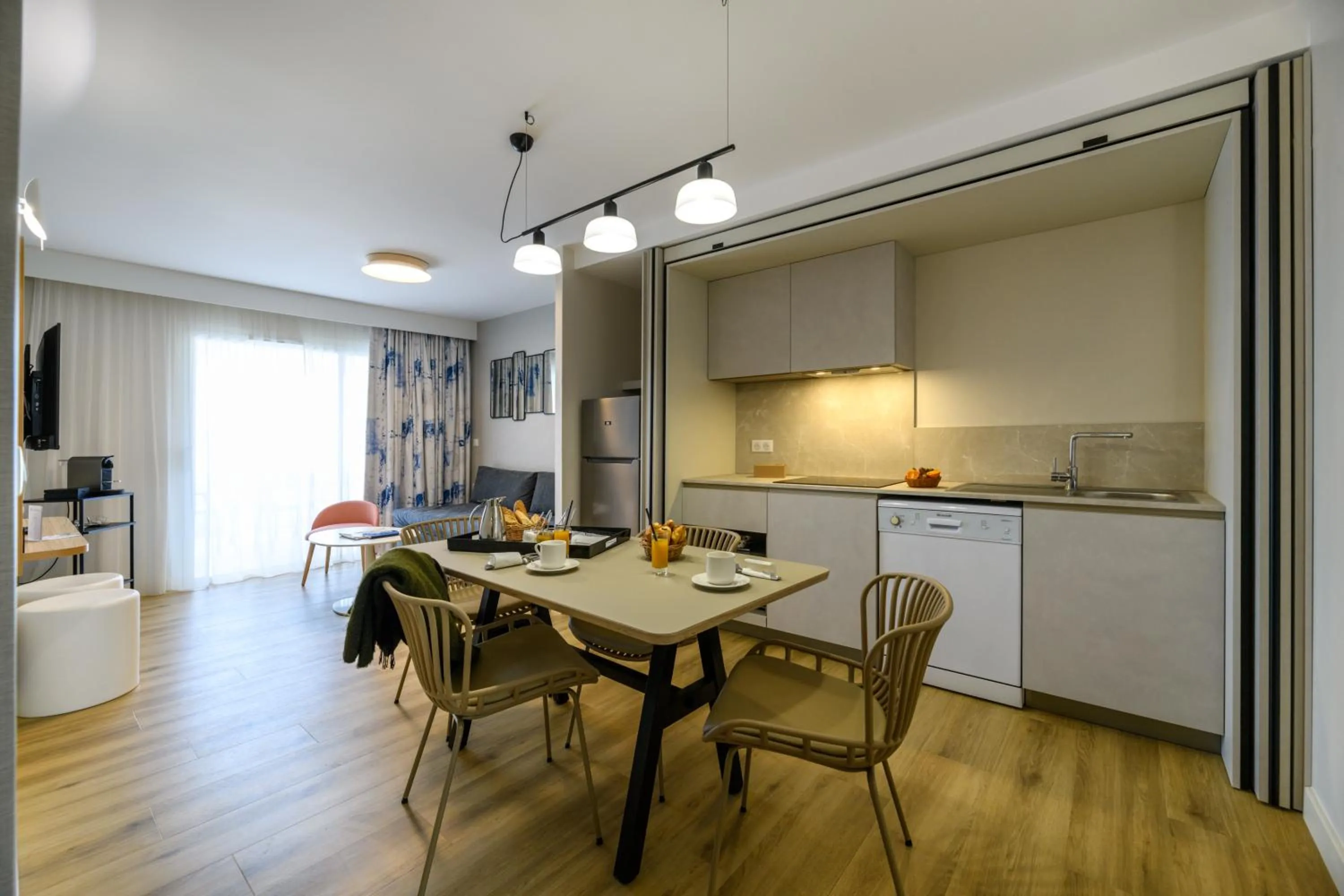 Kitchen or kitchenette in Residence de Tourisme Ajaccio Amirauté