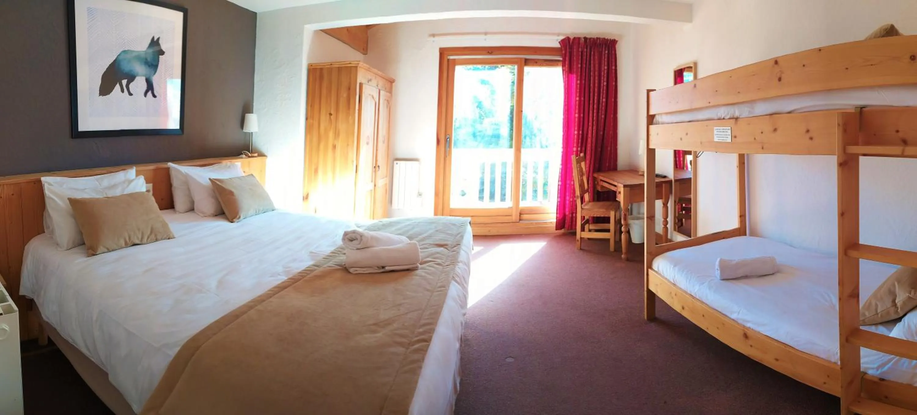 Bed in Hôtel Aalborg