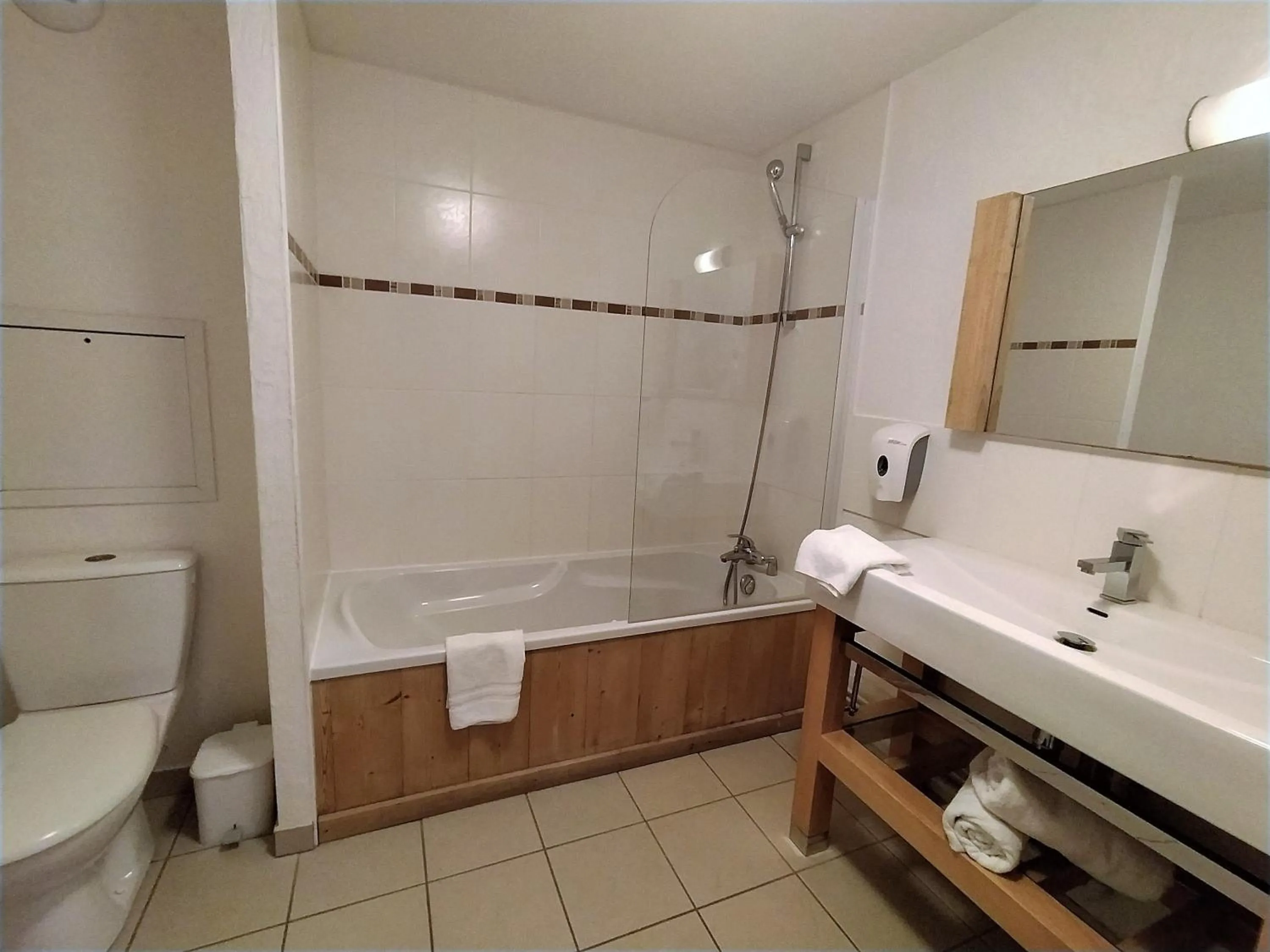 Bathroom in Hôtel Aalborg