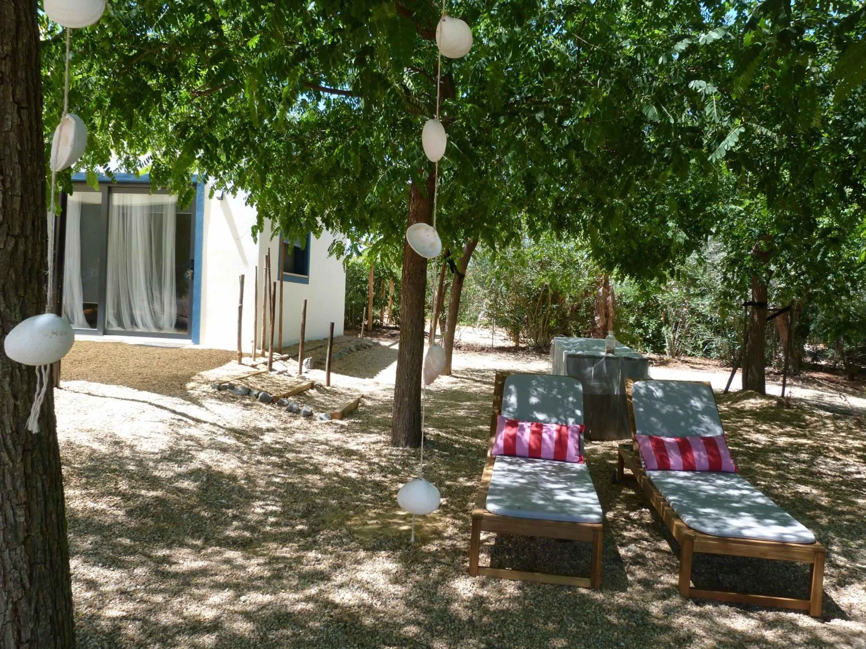 Trendy and Luxe B&B and Garden Suite