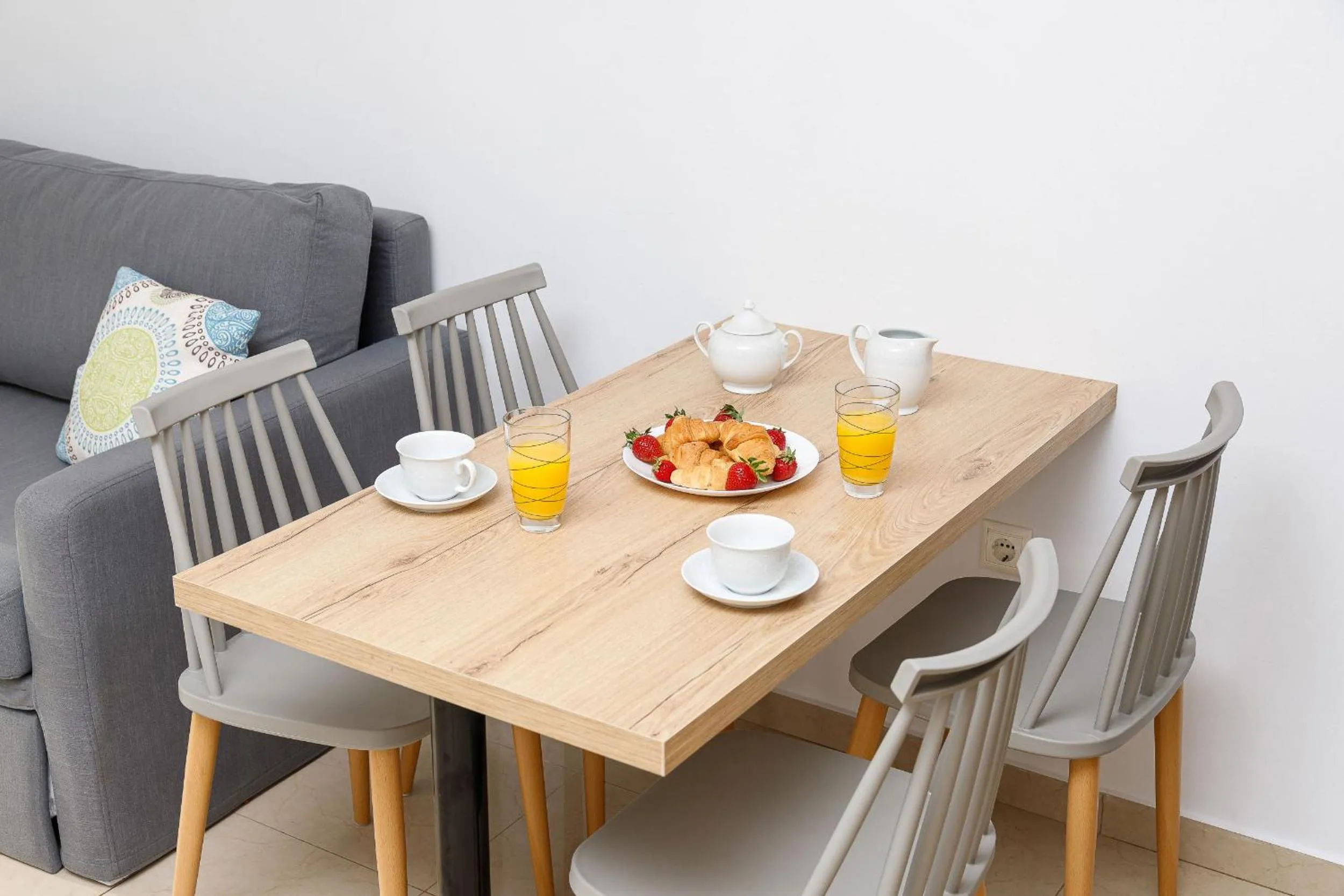 Dining area in Sun Beach Apartments