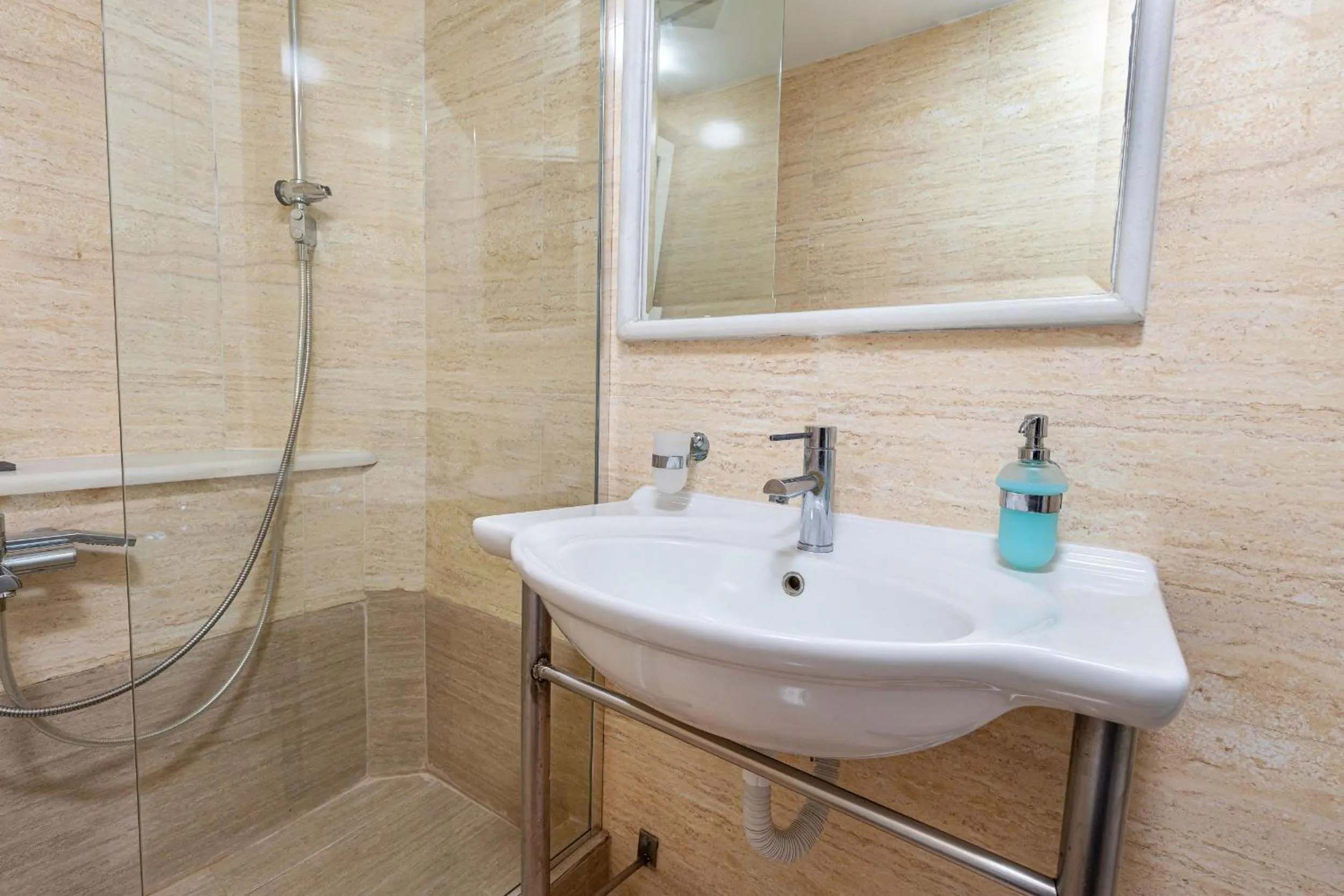 Shower in Sun Beach Apartments