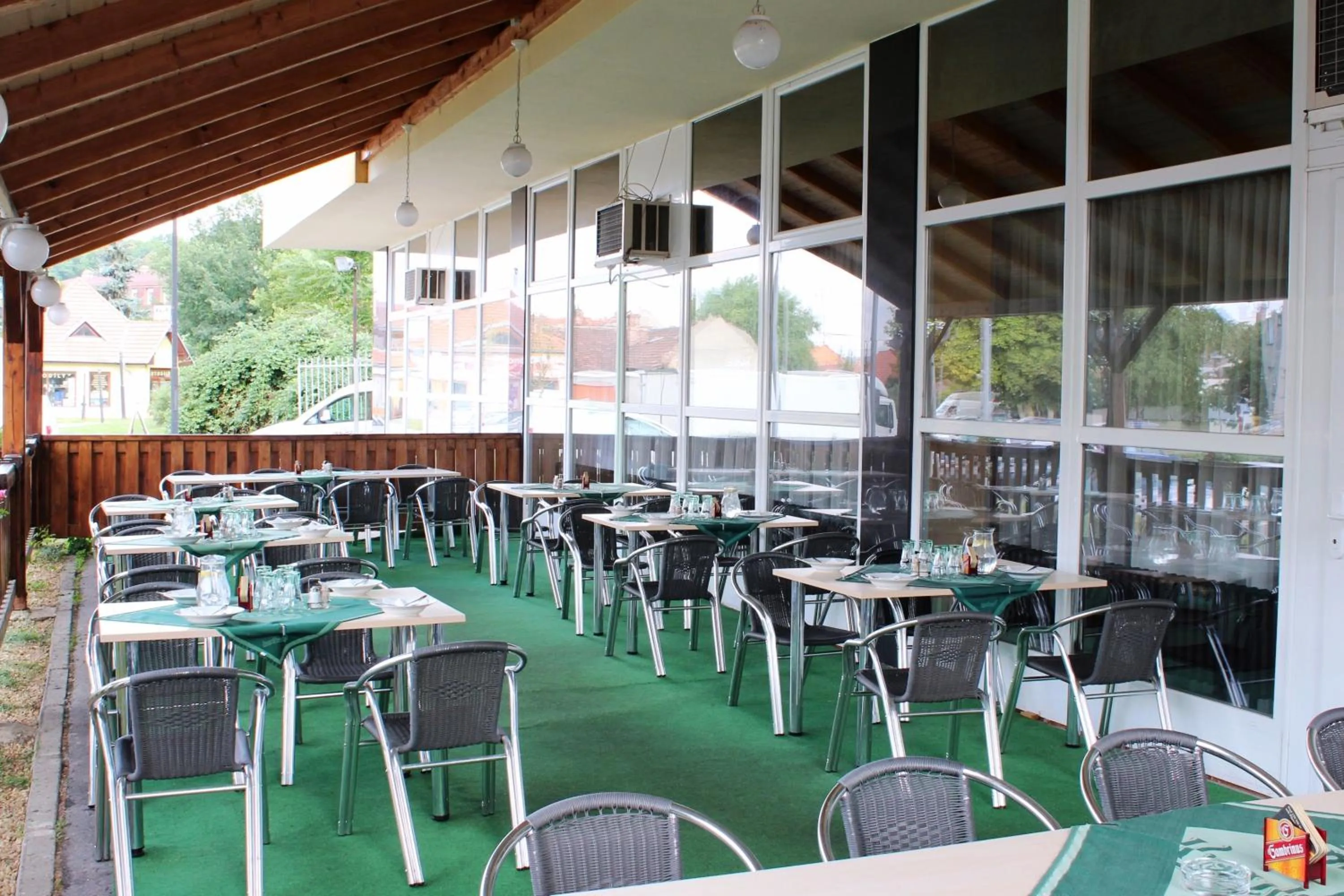 Restaurant/places to eat in Hotel Arkáda