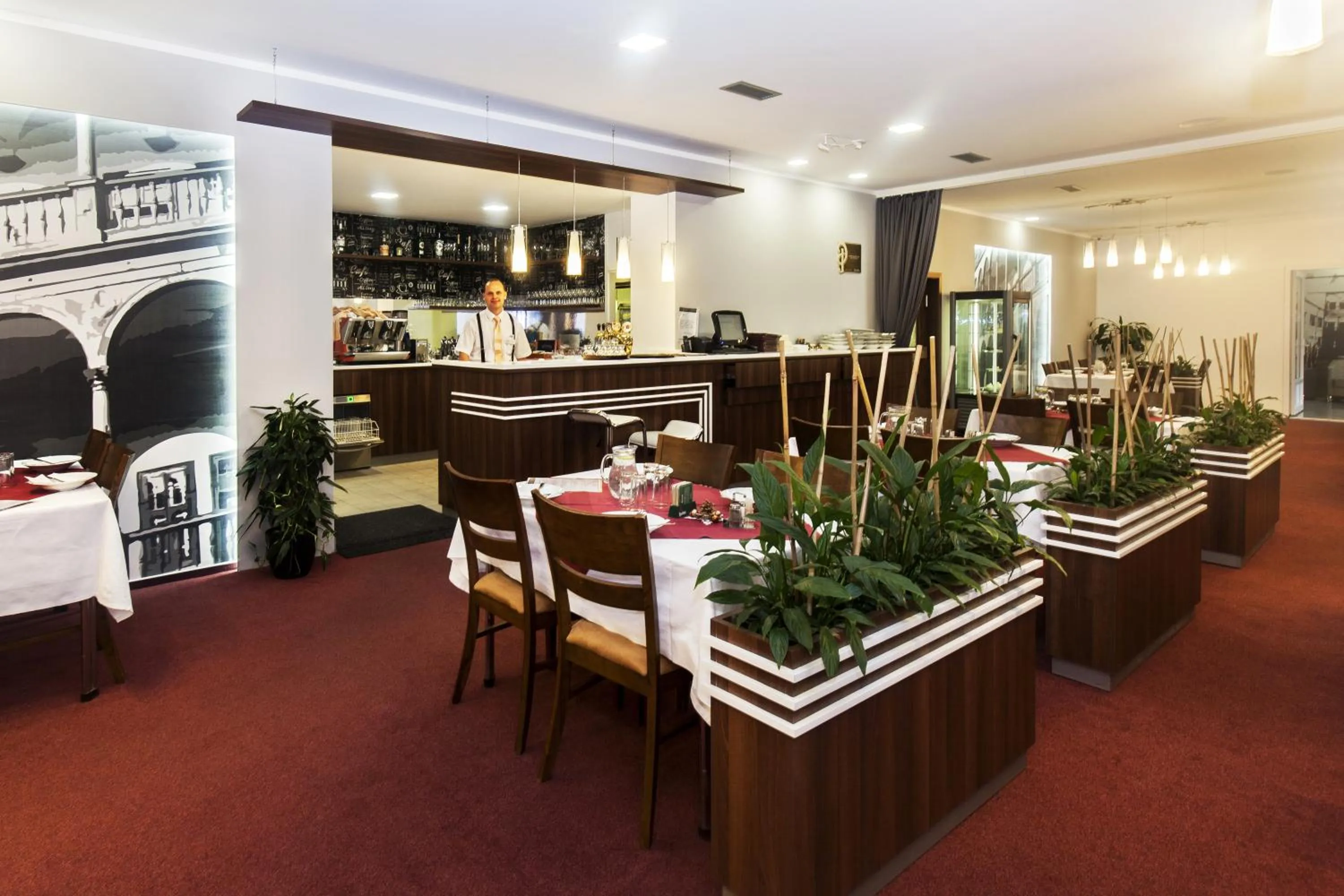 Restaurant/places to eat in Hotel Arkáda
