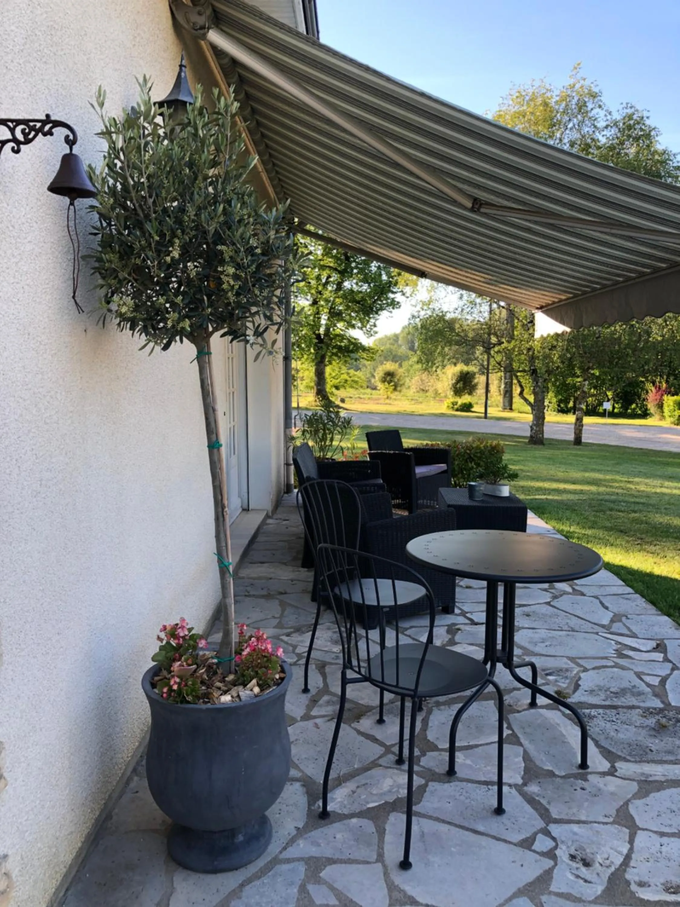 LA FERME D'AIGUROLLES