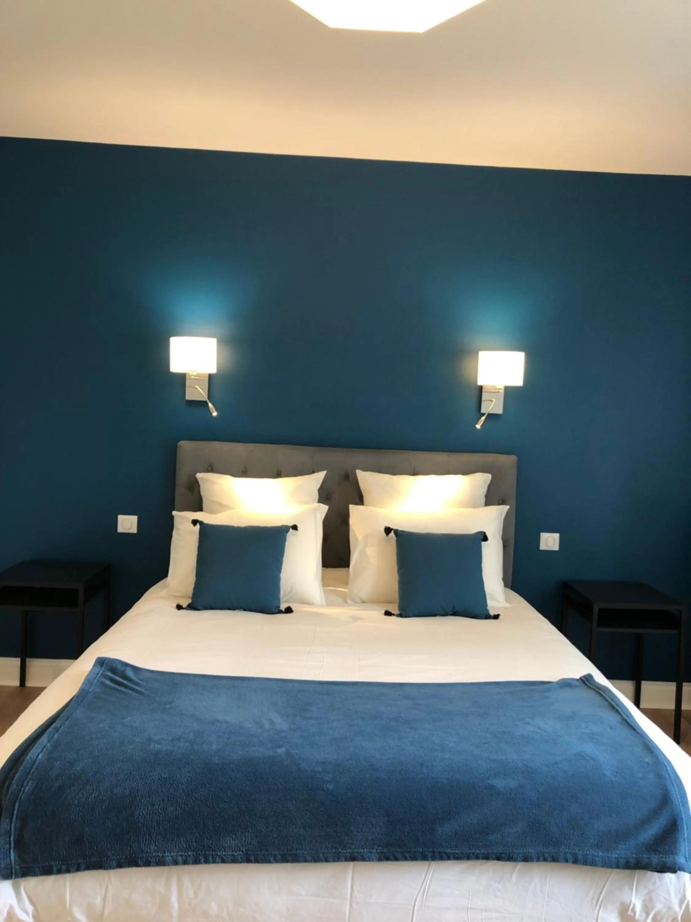 Decorative detail, Bed in LA FERME D'AIGUROLLES