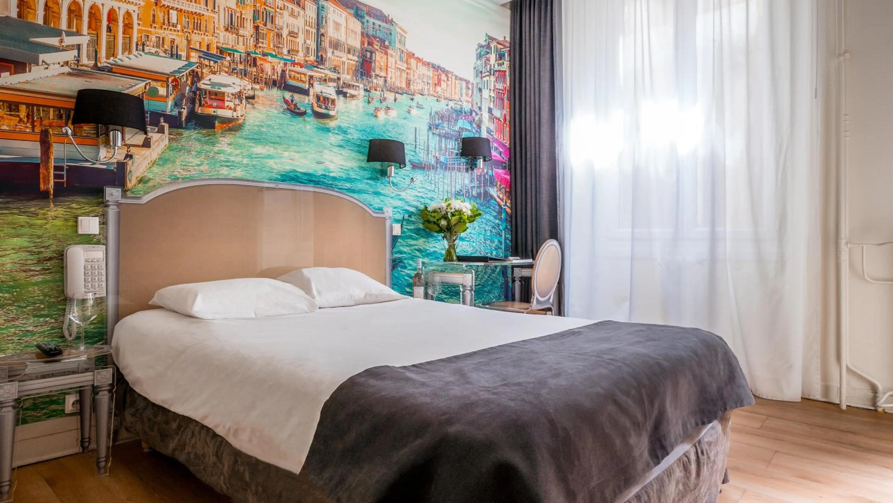 Bed in Hotel Bleu de Mer