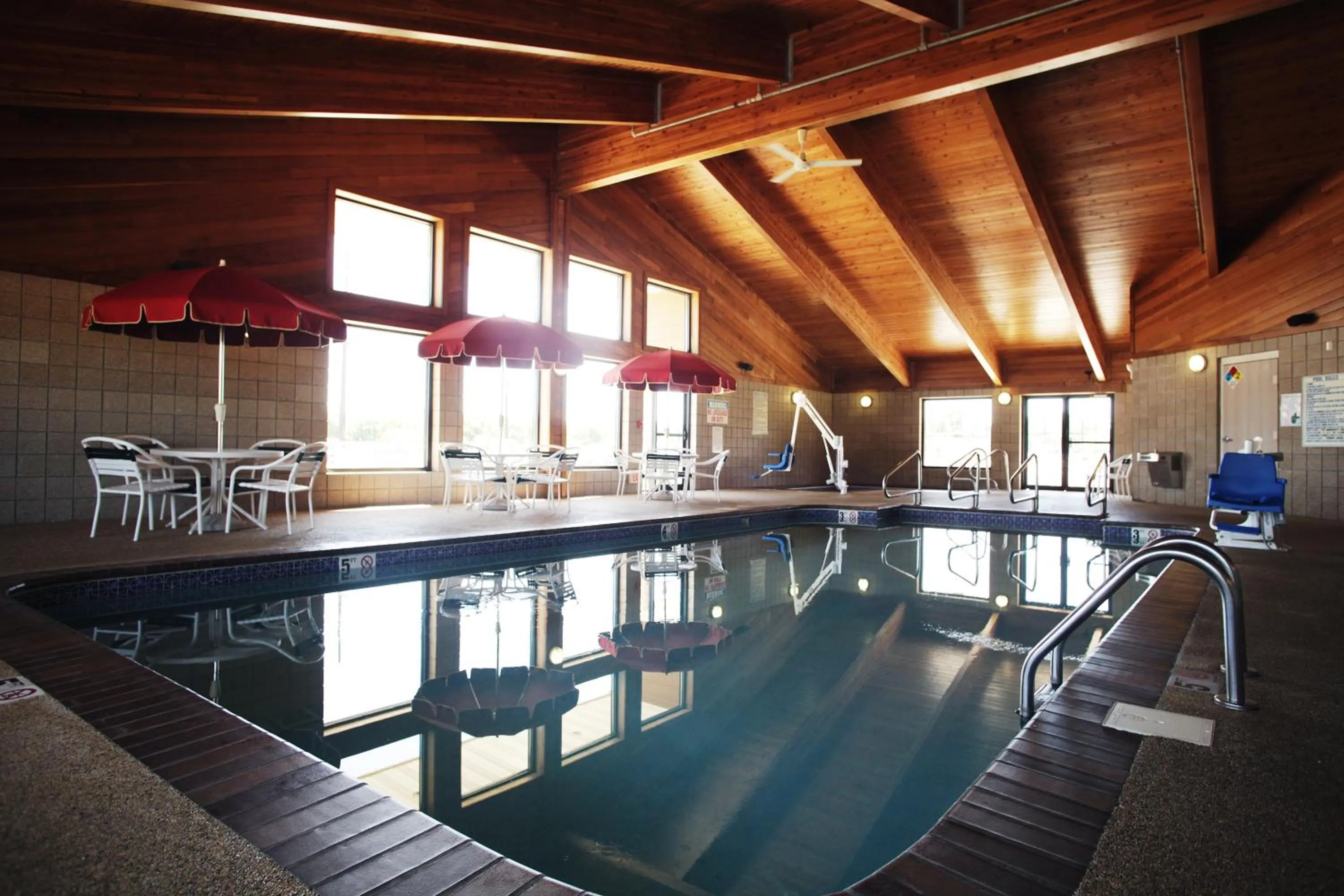 Swimming pool in AmericInn by Wyndham Okoboji