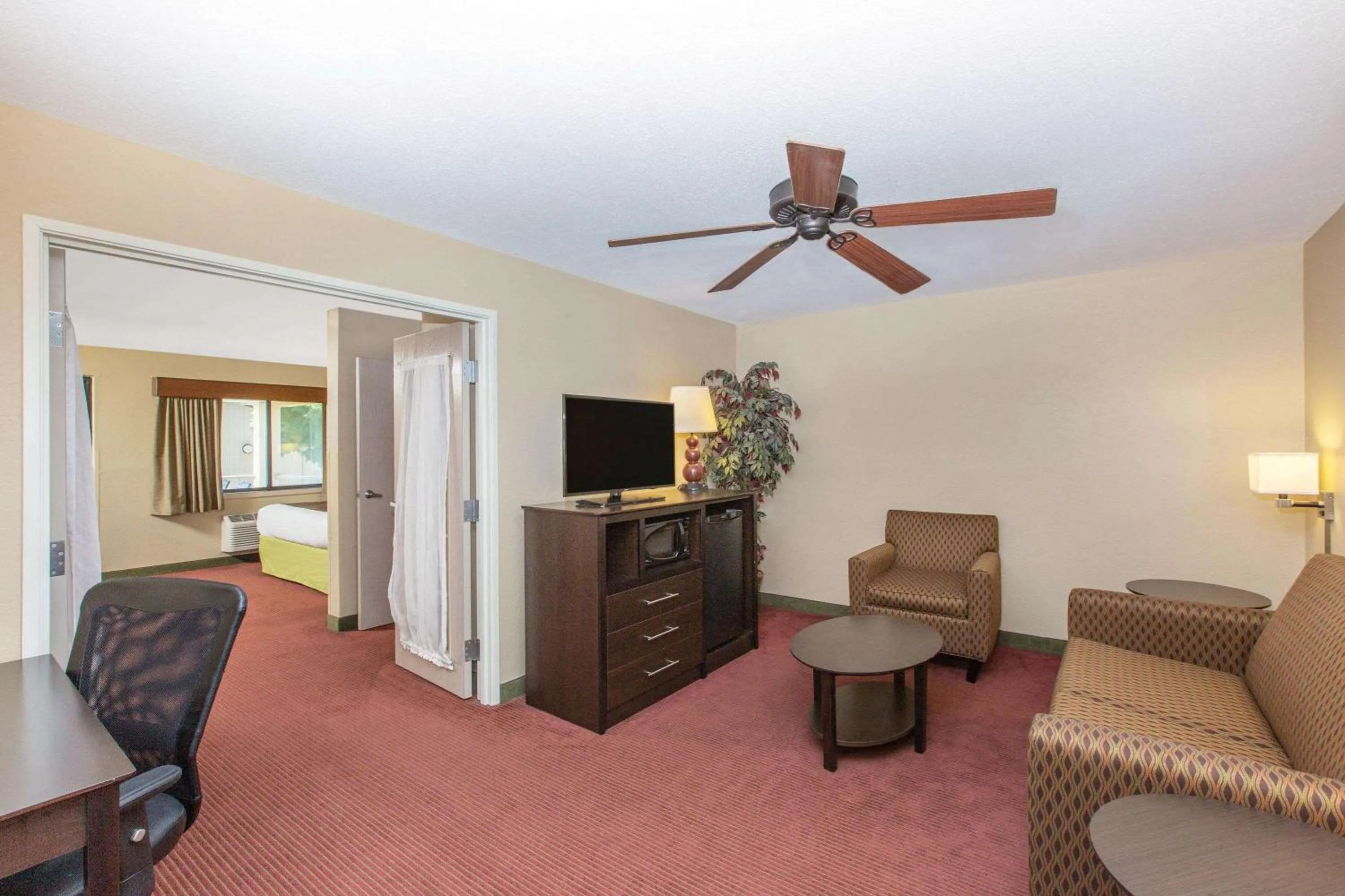 Photo of the whole room in AmericInn by Wyndham Okoboji