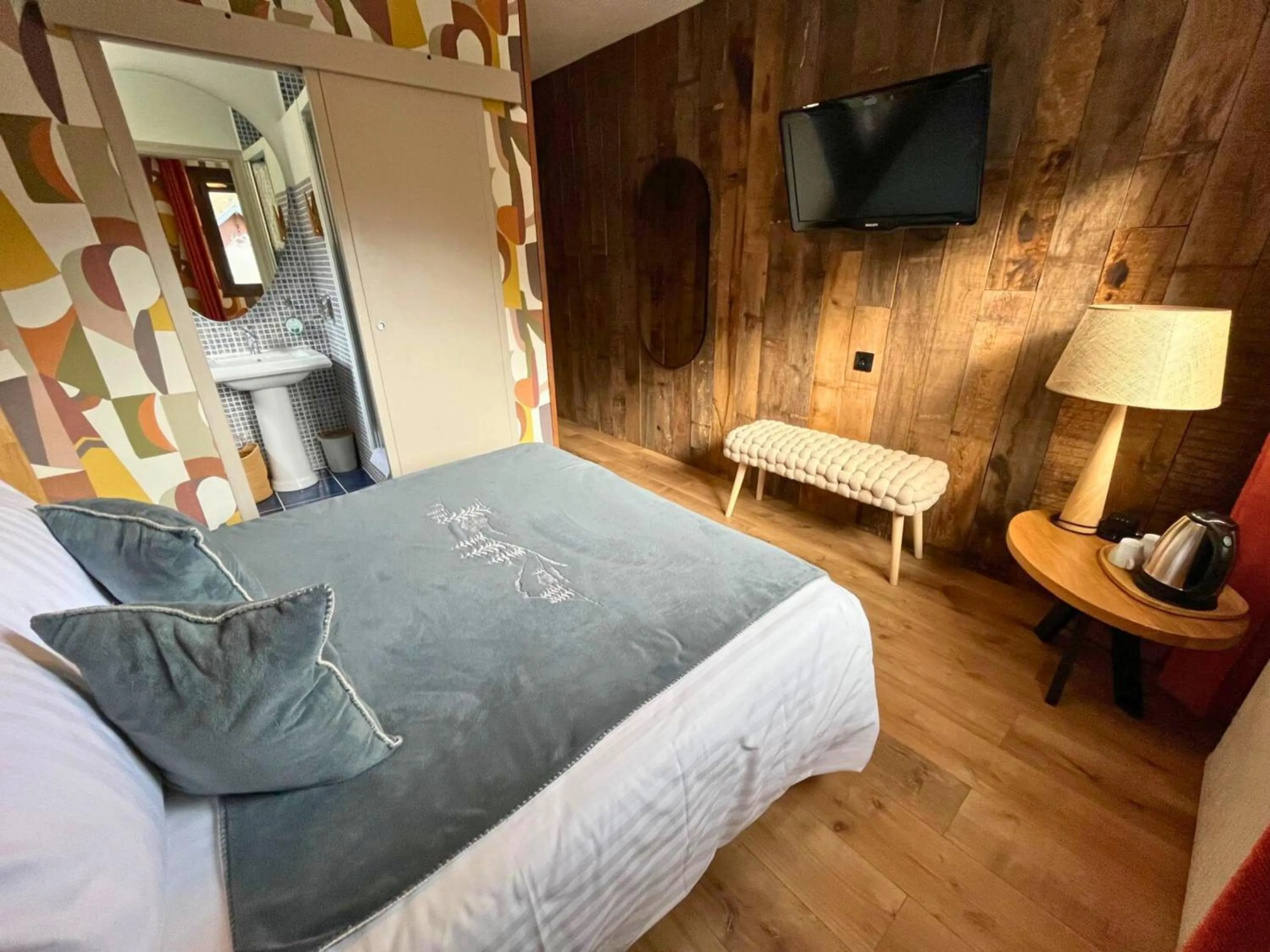 Bed in Hôtel La Rencluse