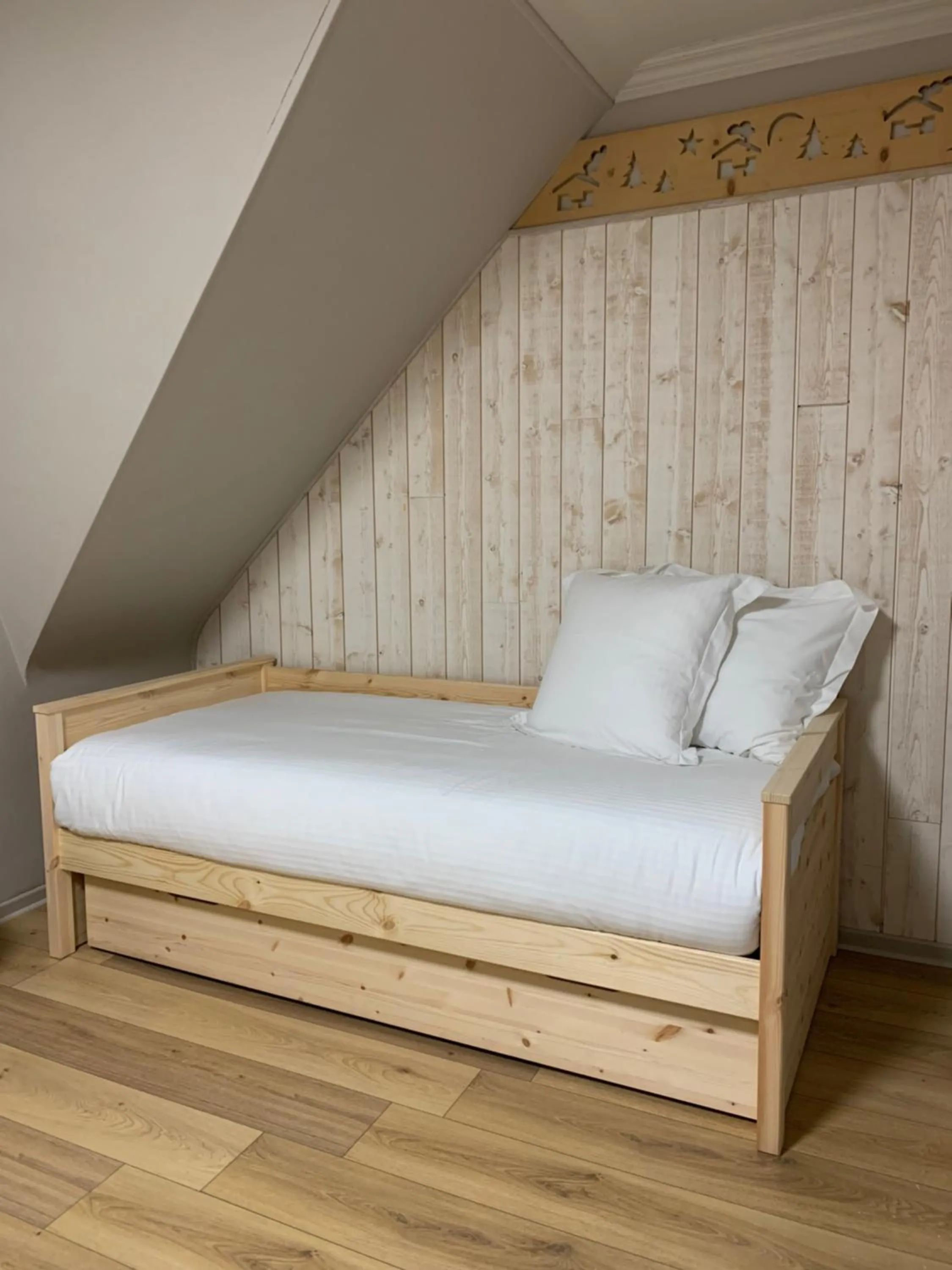 Bed in Hôtel La Rencluse