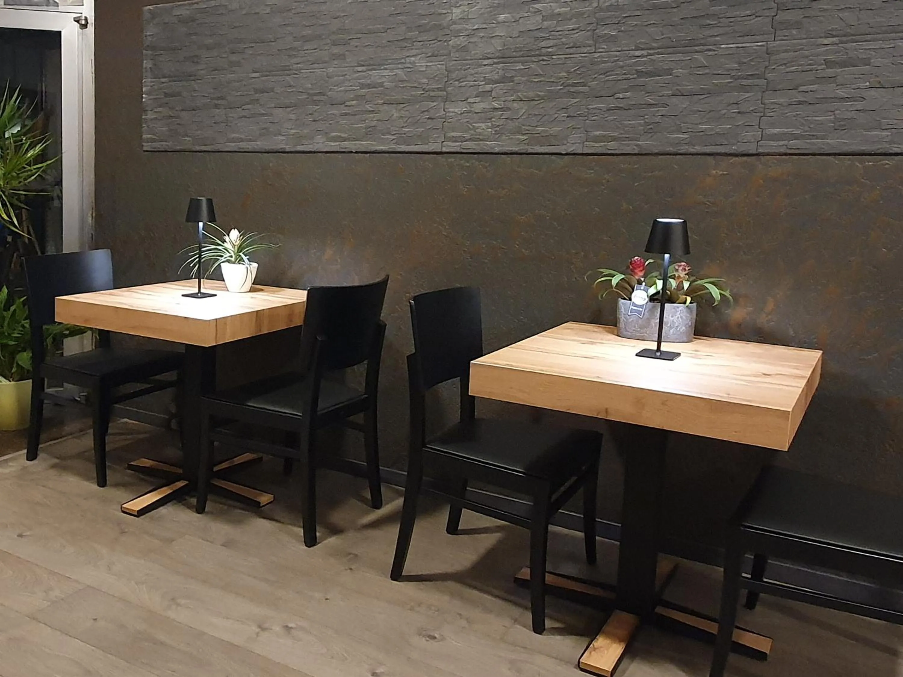 Lobby or reception in Rheinmetropole Hotel