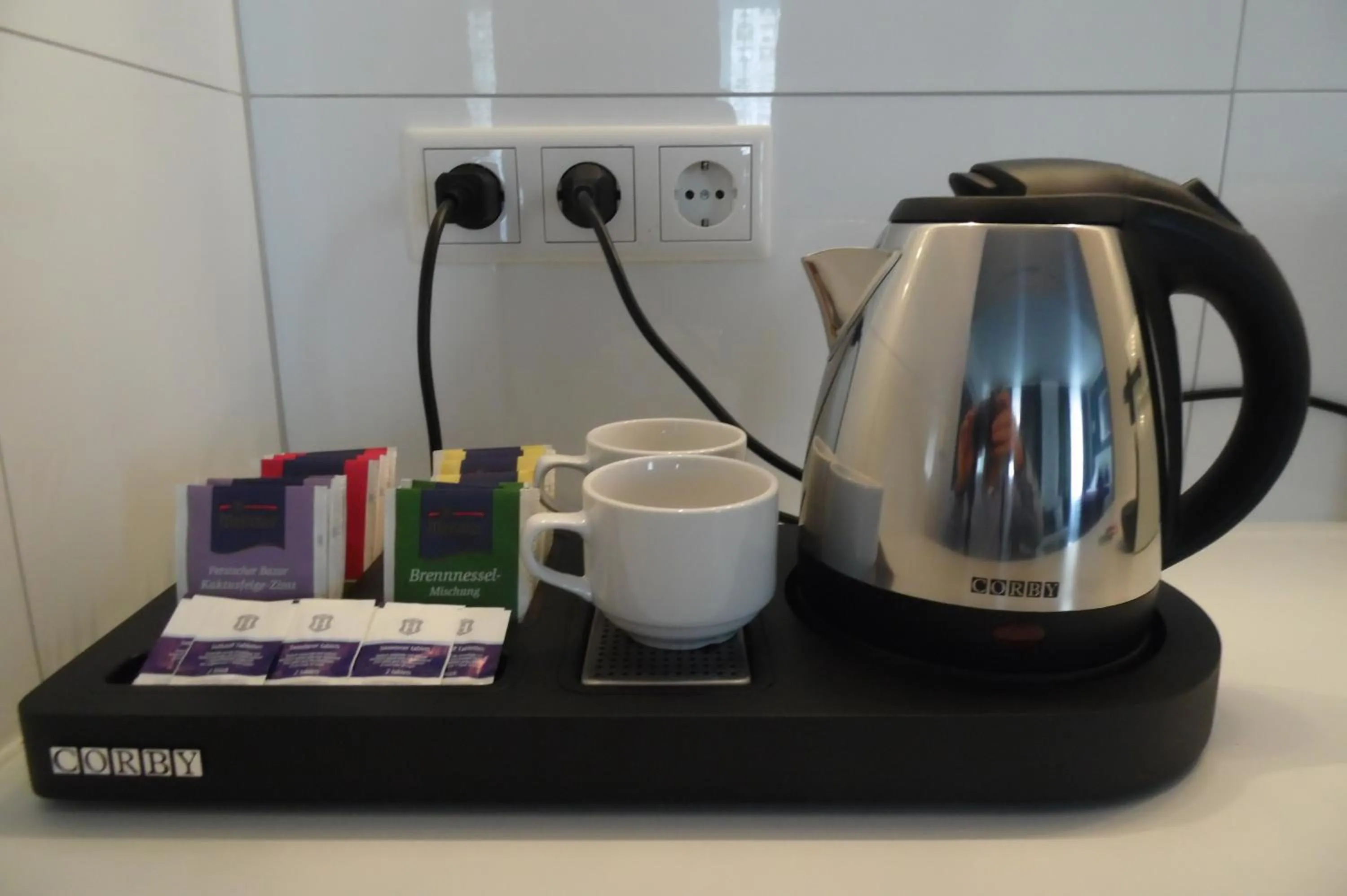 Coffee/tea facilities in Rheinmetropole Hotel