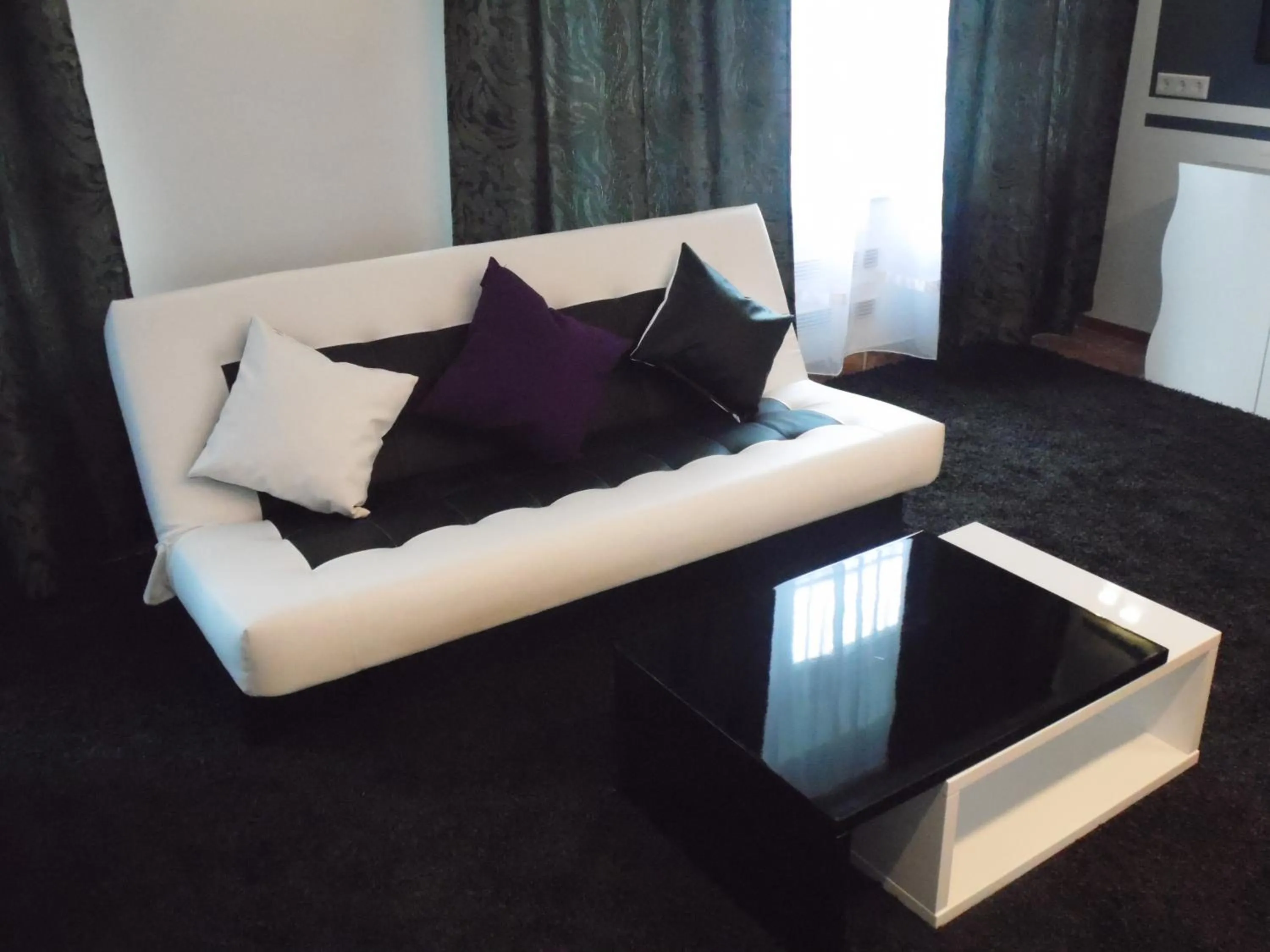 Seating area in Rheinmetropole Hotel