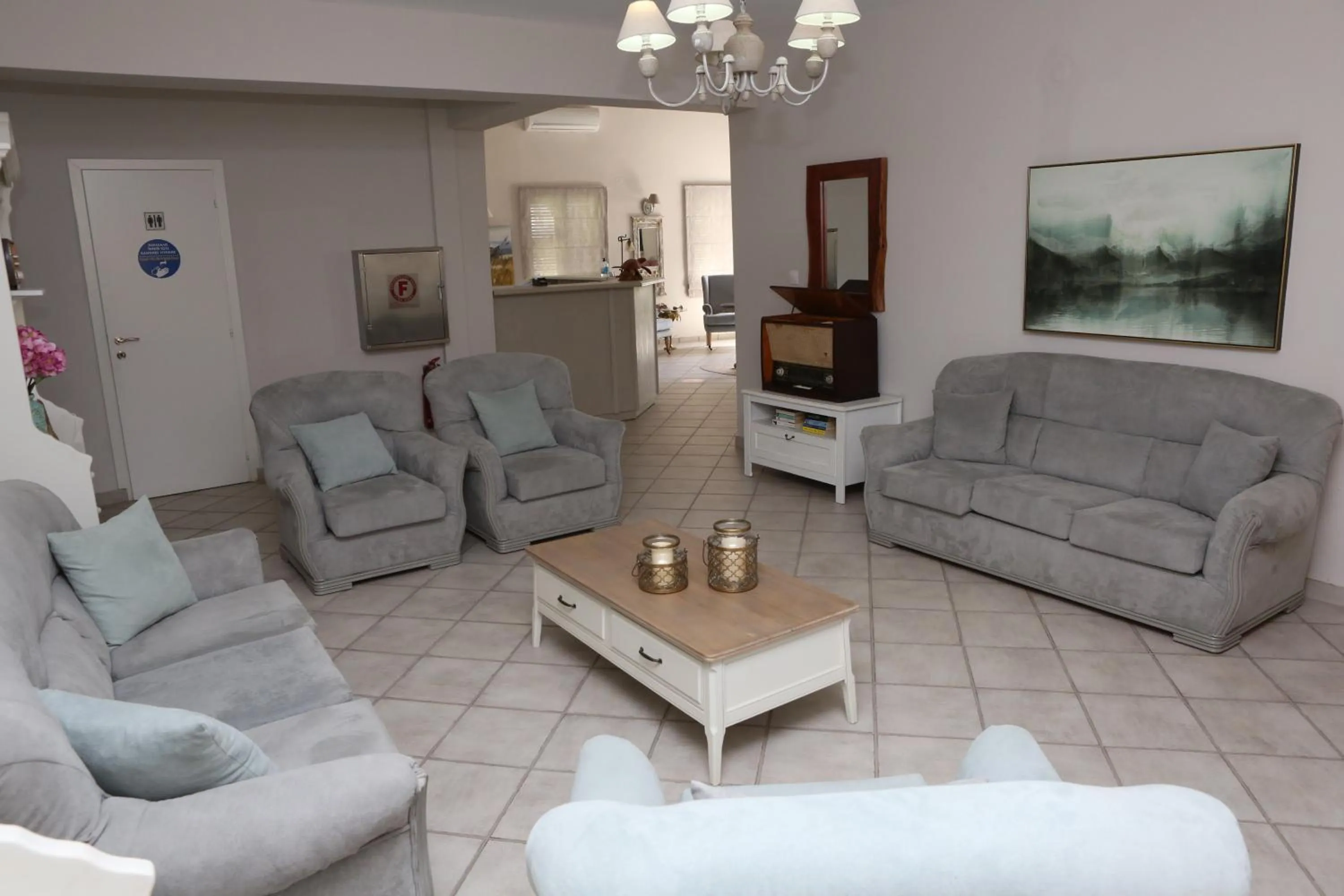 Living room in Caretta - Caretta Hotel