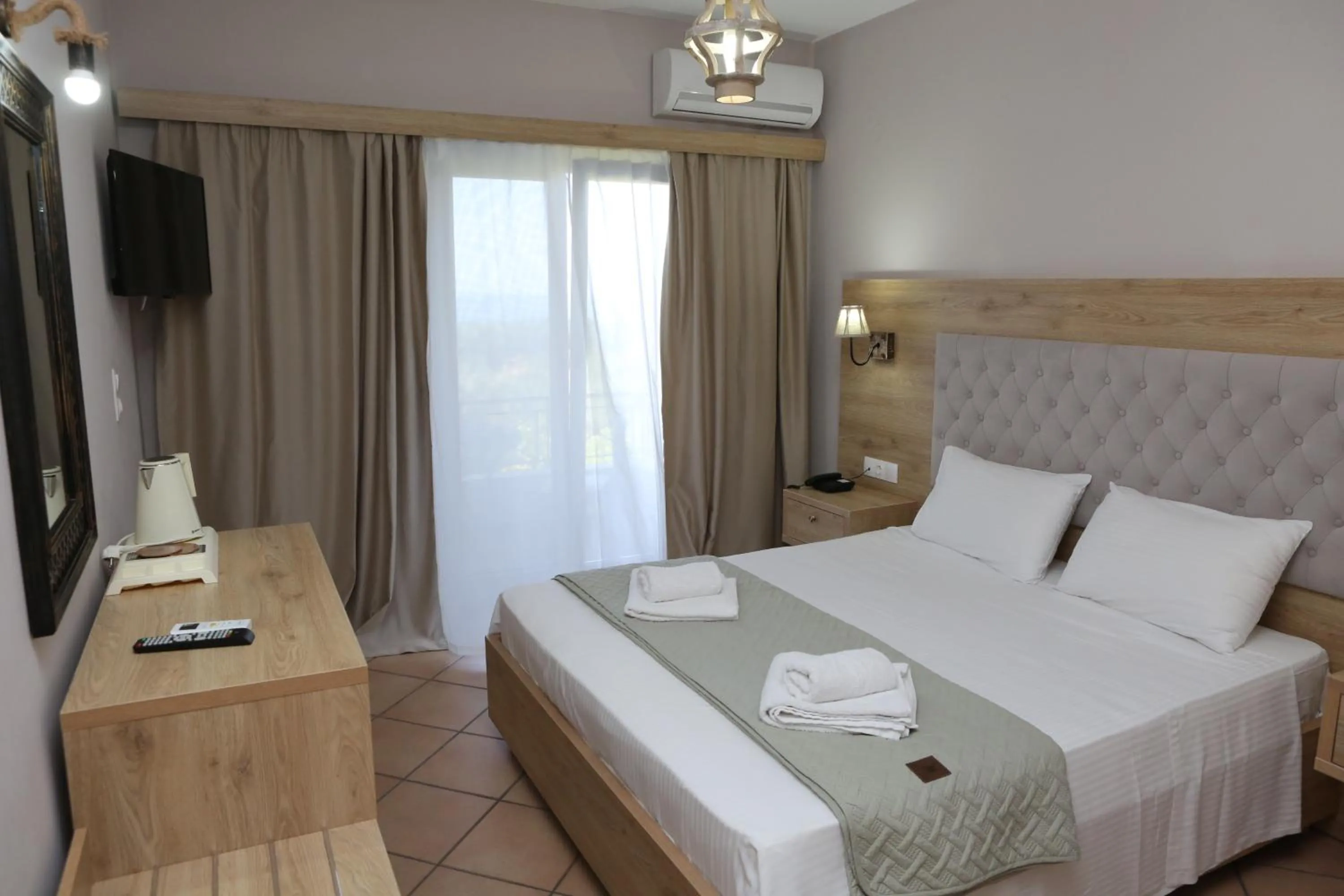 Bed in Caretta - Caretta Hotel
