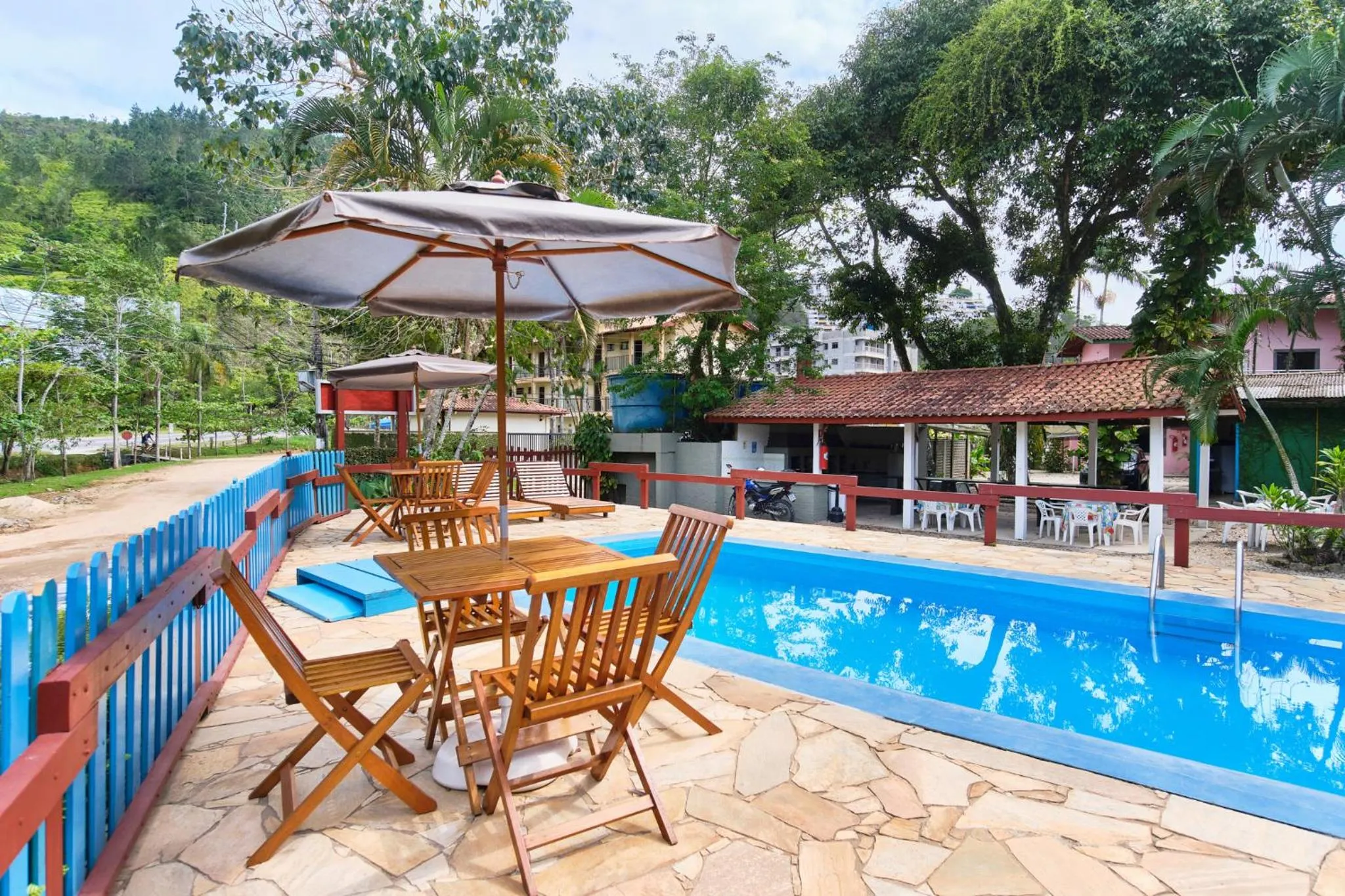 Swimming pool in Pousada Villa Piemonte