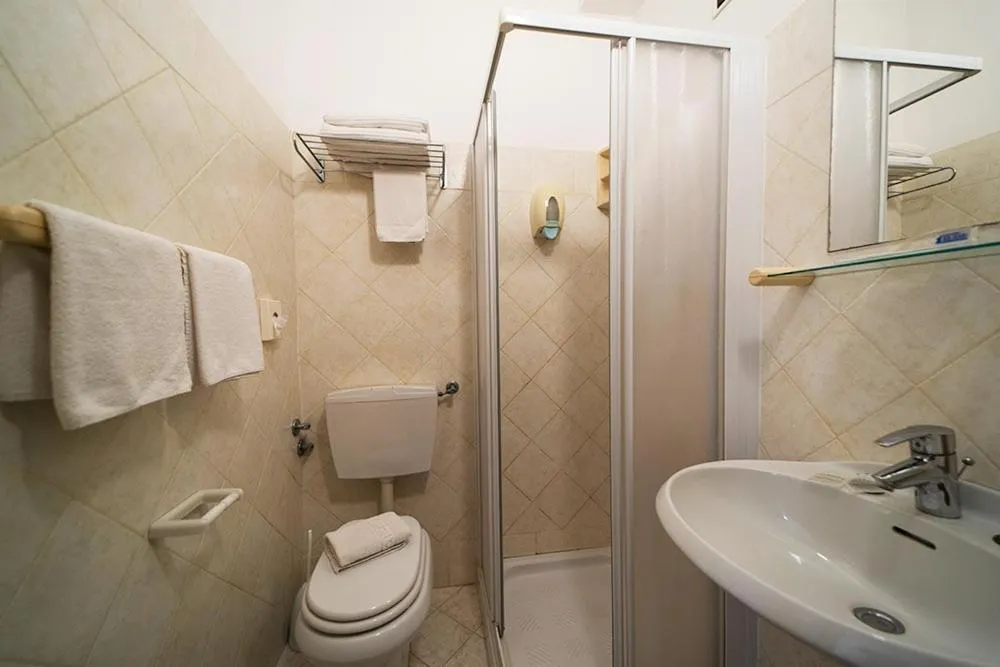 Bathroom in Hotel Belmare