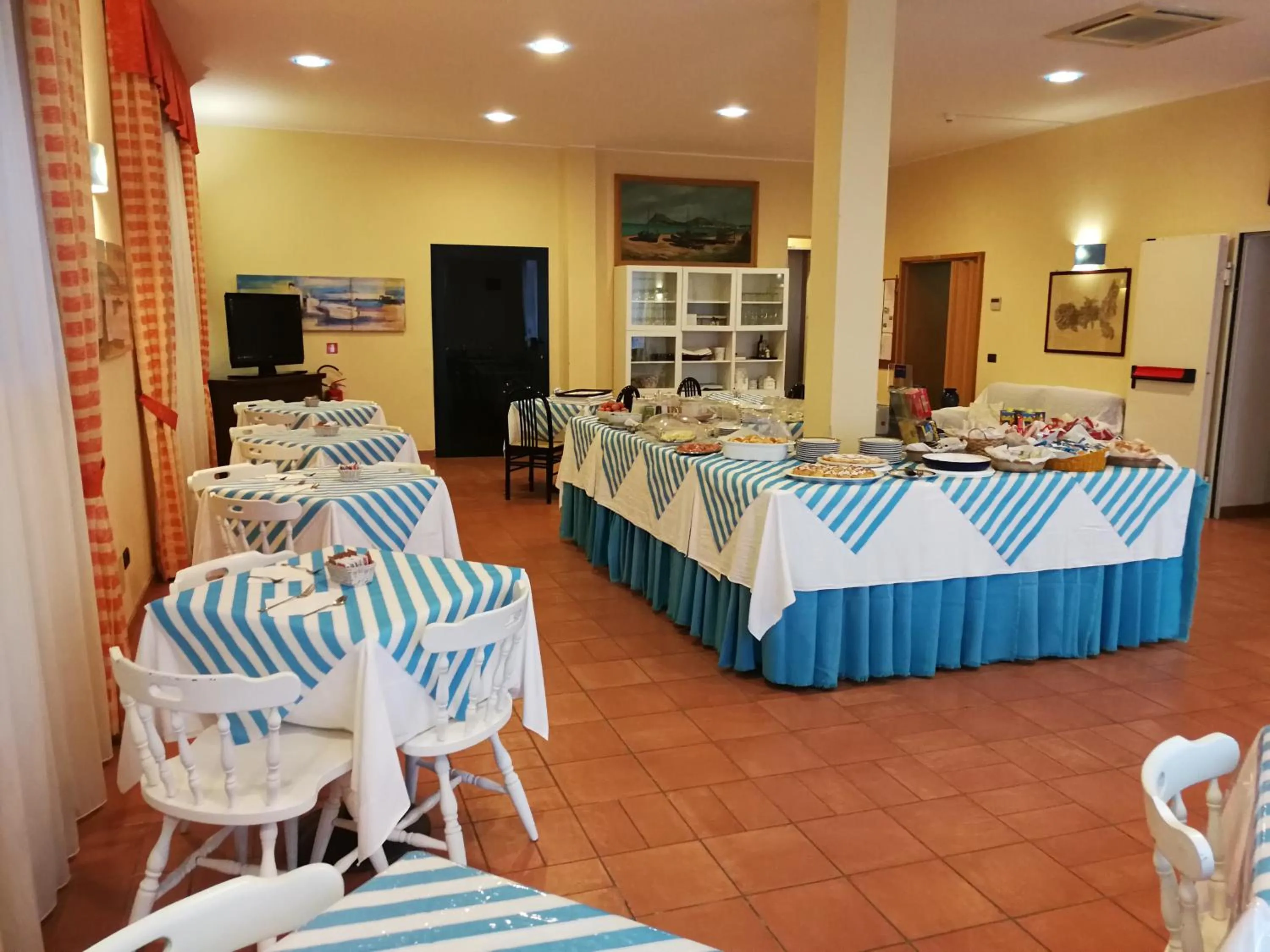 Lounge or bar in Hotel Belmare