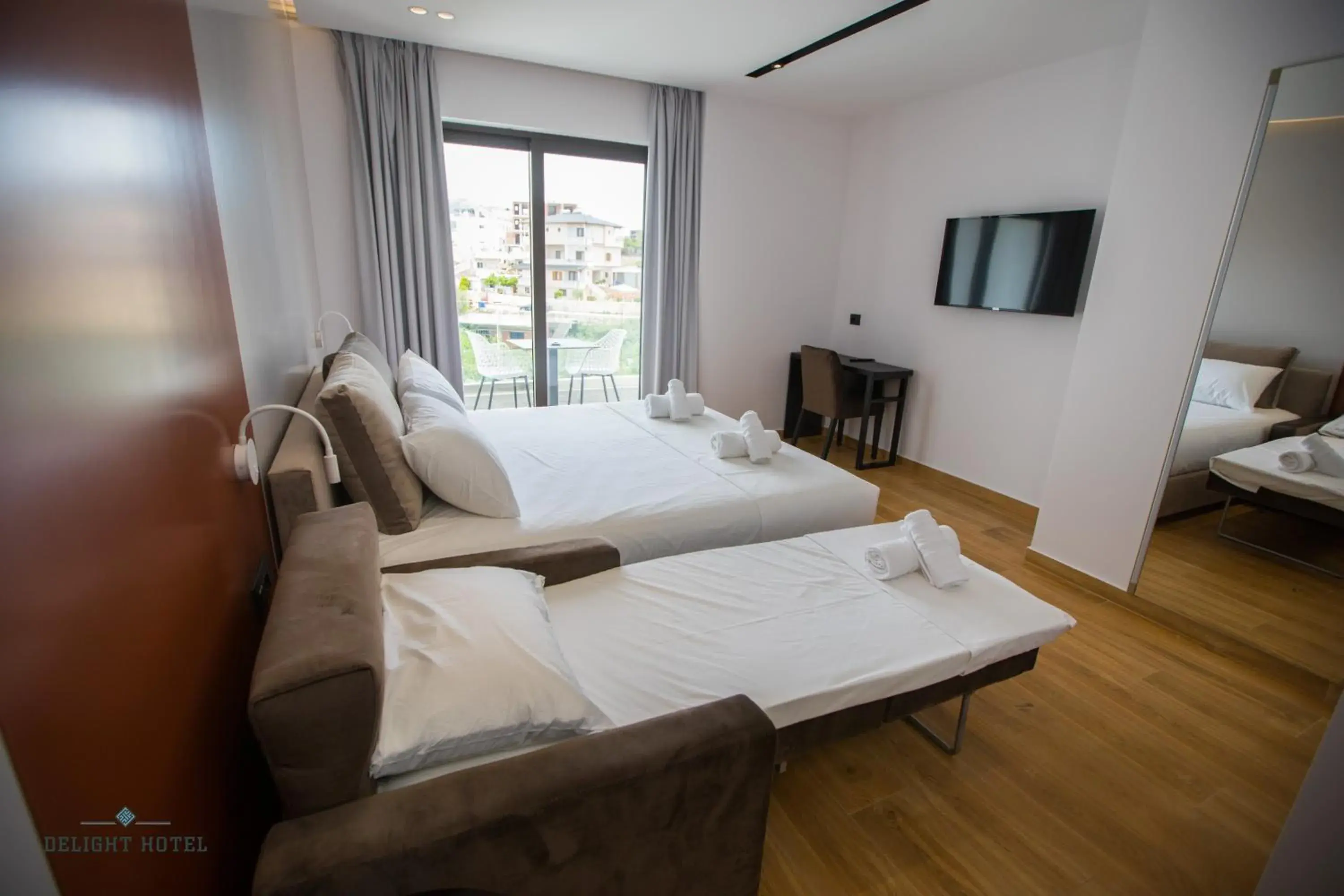 Triple Room with Balcony in Delight Hotel Triple Room with Balcony in Delight Hotel