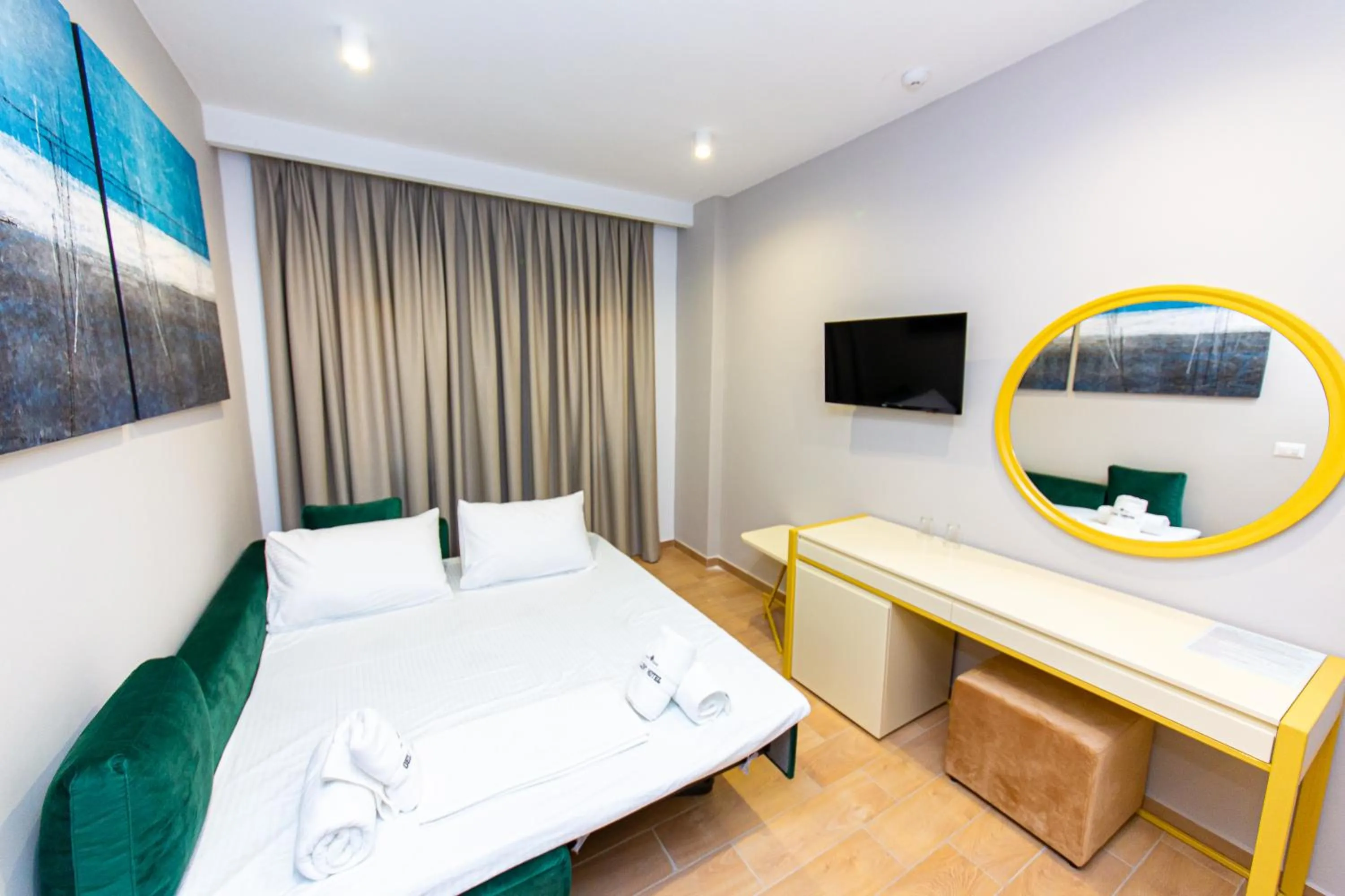 TV and multimedia, Bed in Delight Hotel