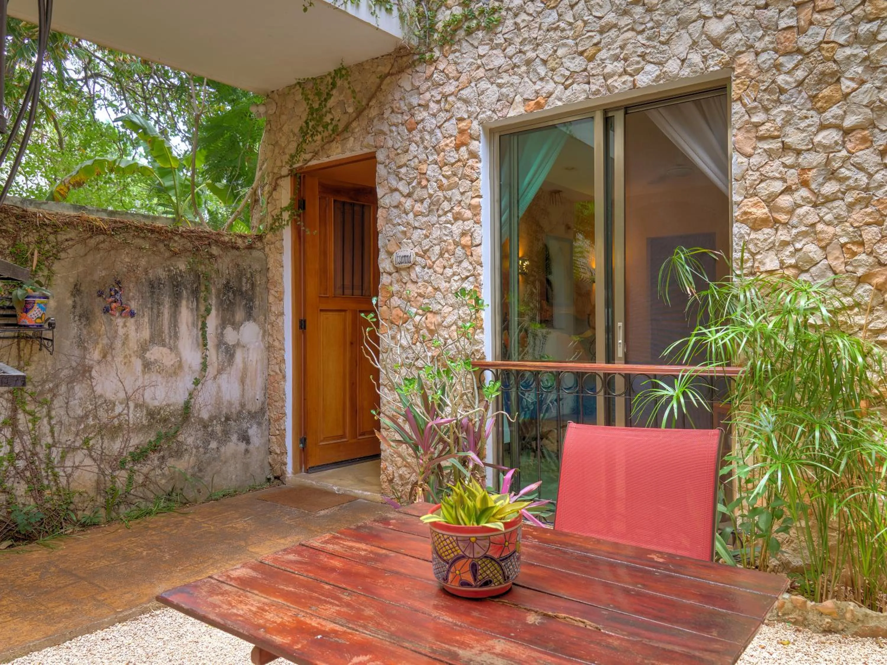 Garden in Casa Del Maya Bed & Breakfast