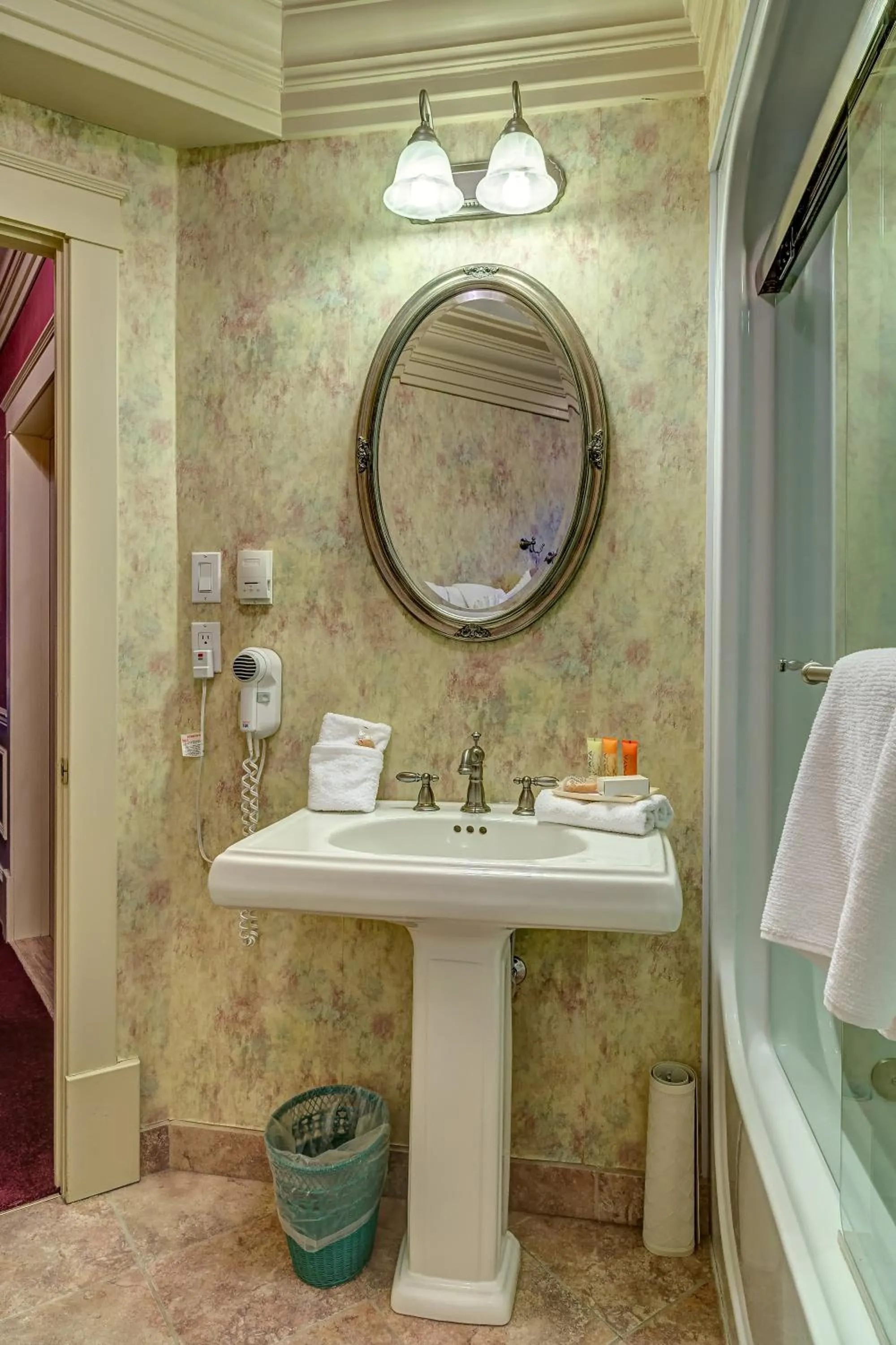 Bathroom in Athabasca Hotel