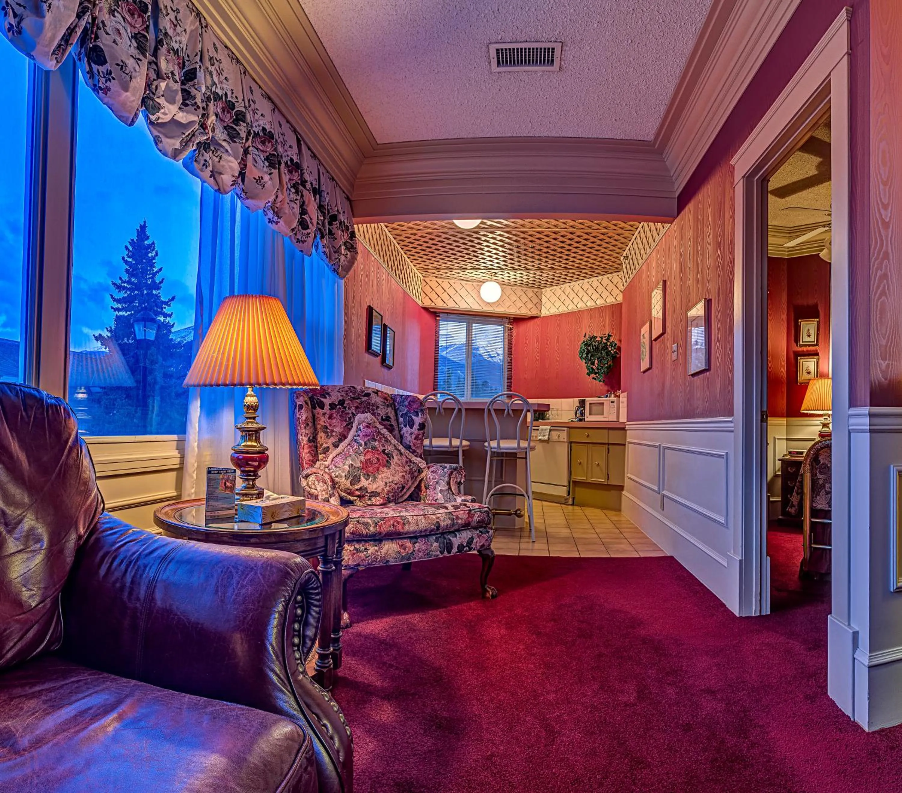 Photo of the whole room in Athabasca Hotel