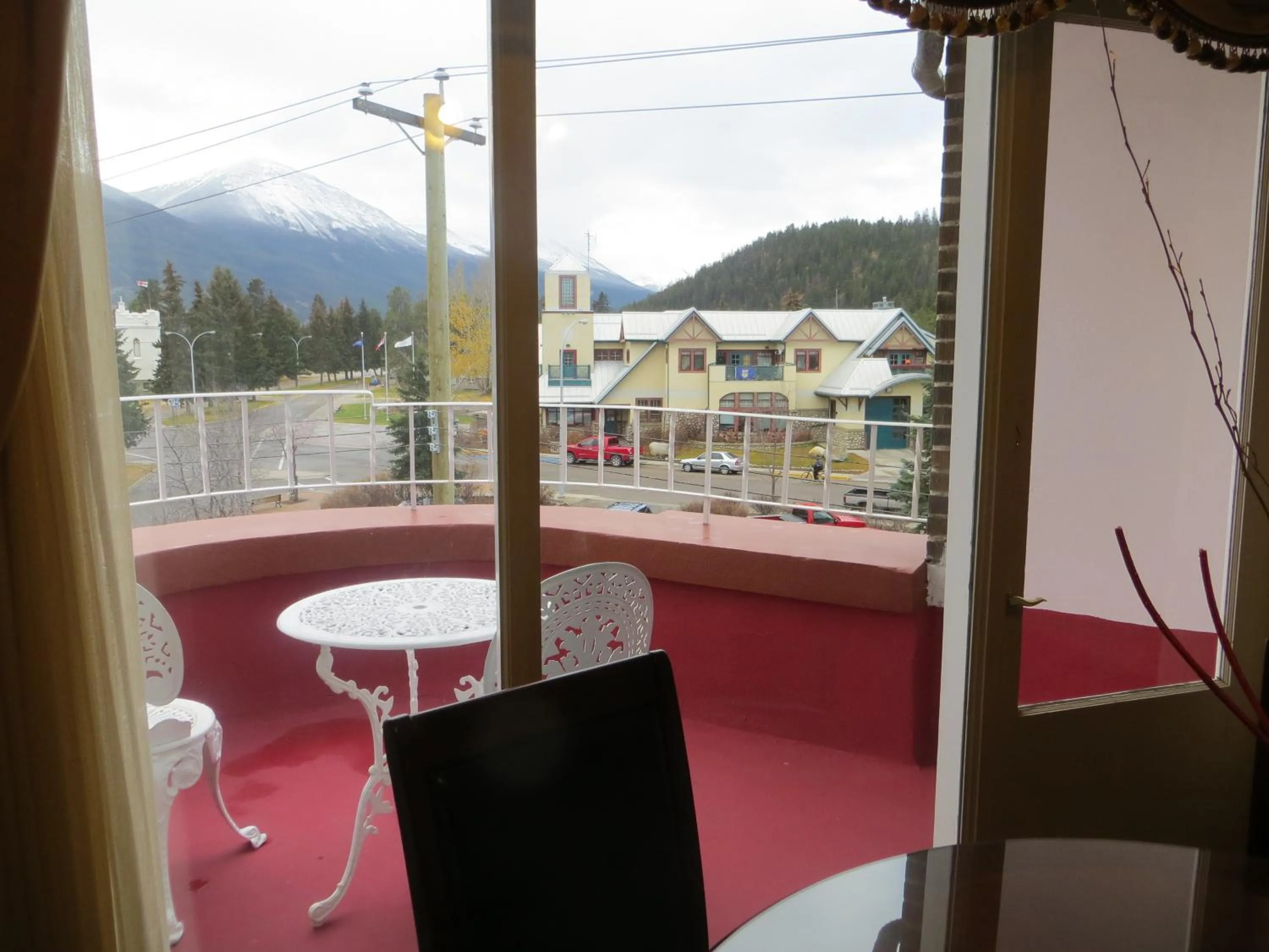 Balcony/Terrace in Athabasca Hotel