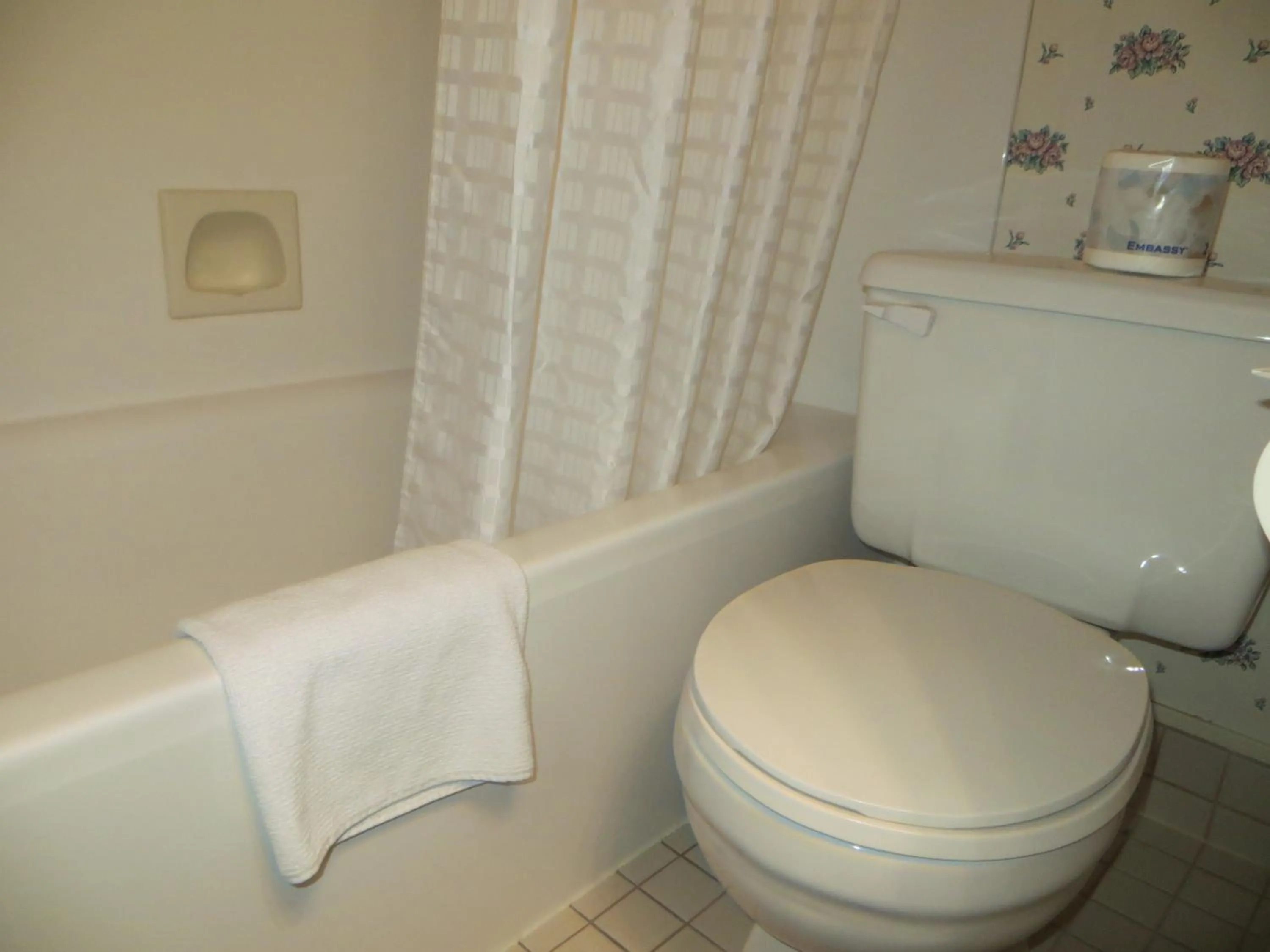 Bathroom in Athabasca Hotel