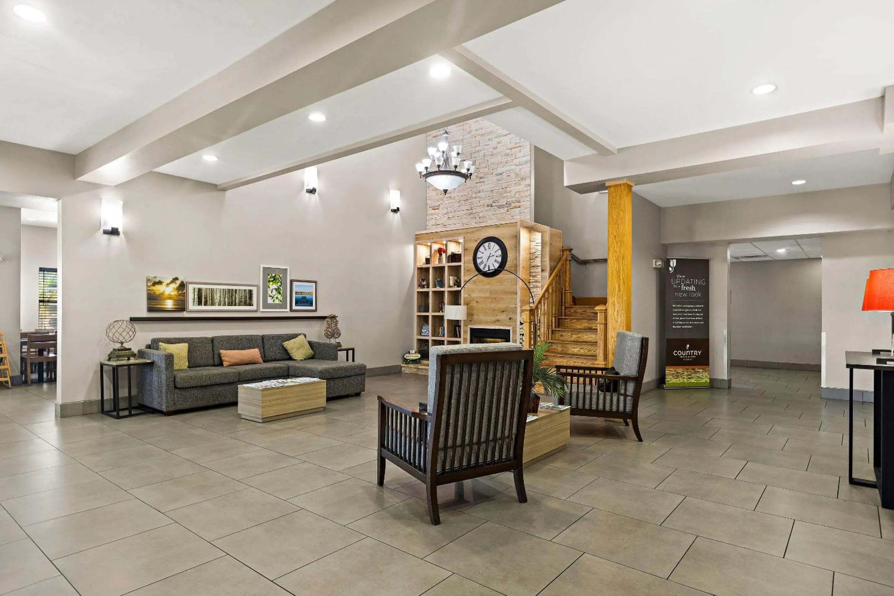 Lobby or reception in Country Inn & Suites by Radisson, Hinesville, GA