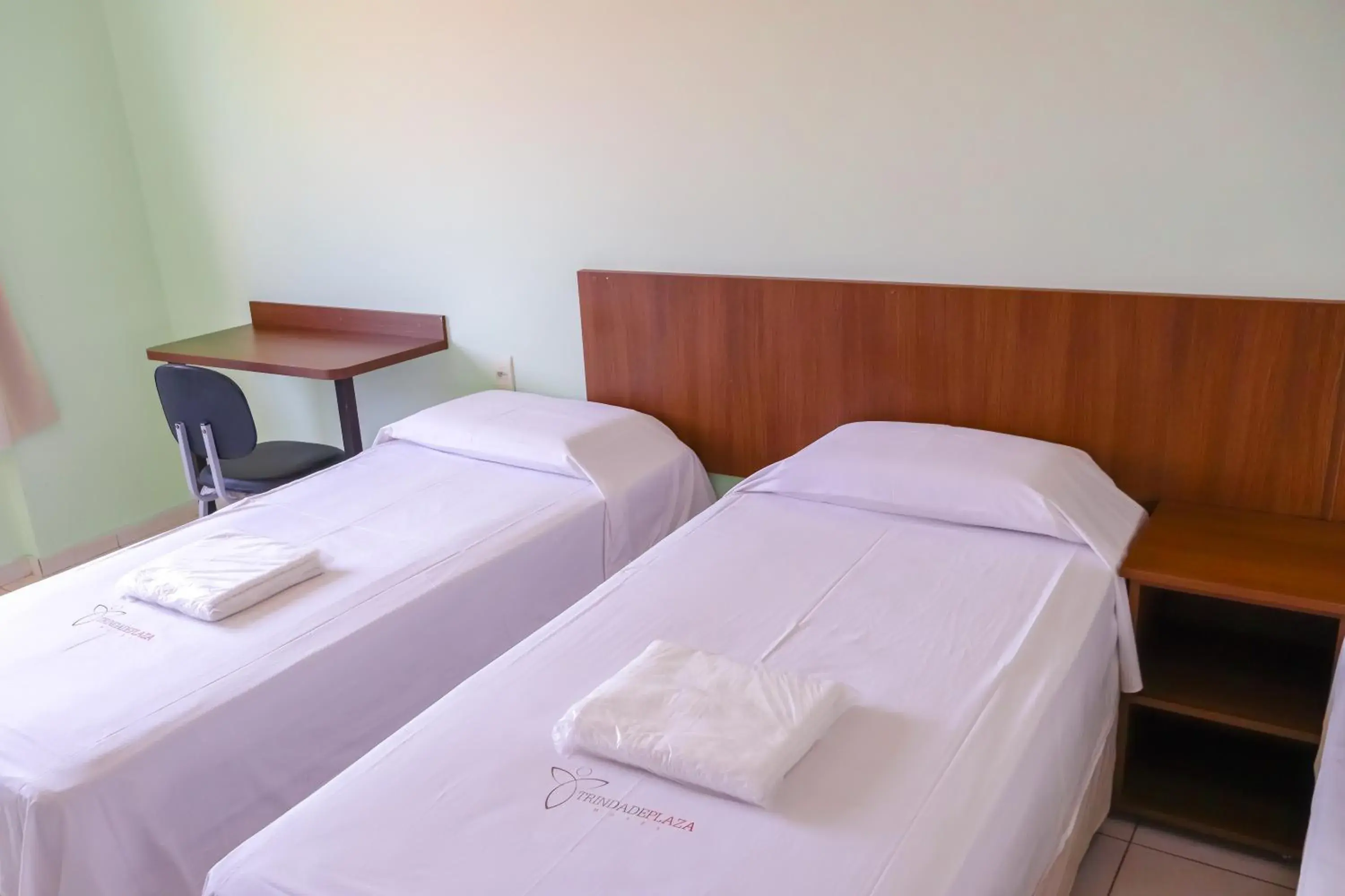 Standard Twin Room in Trindade Plaza Hotel Standard Twin Room in Trindade Plaza Hotel