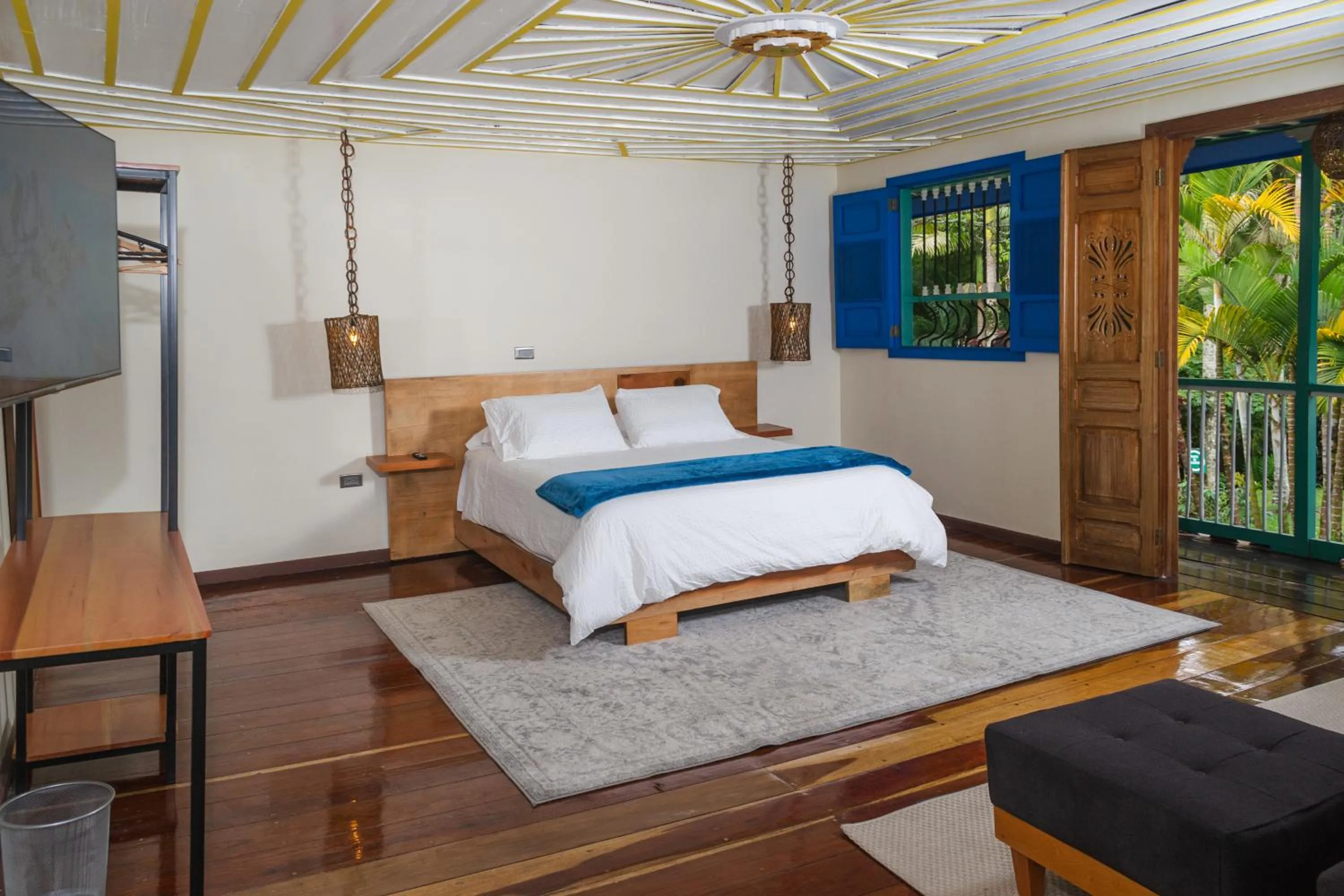 Bed in El Edén Country hotel y Club Residencial