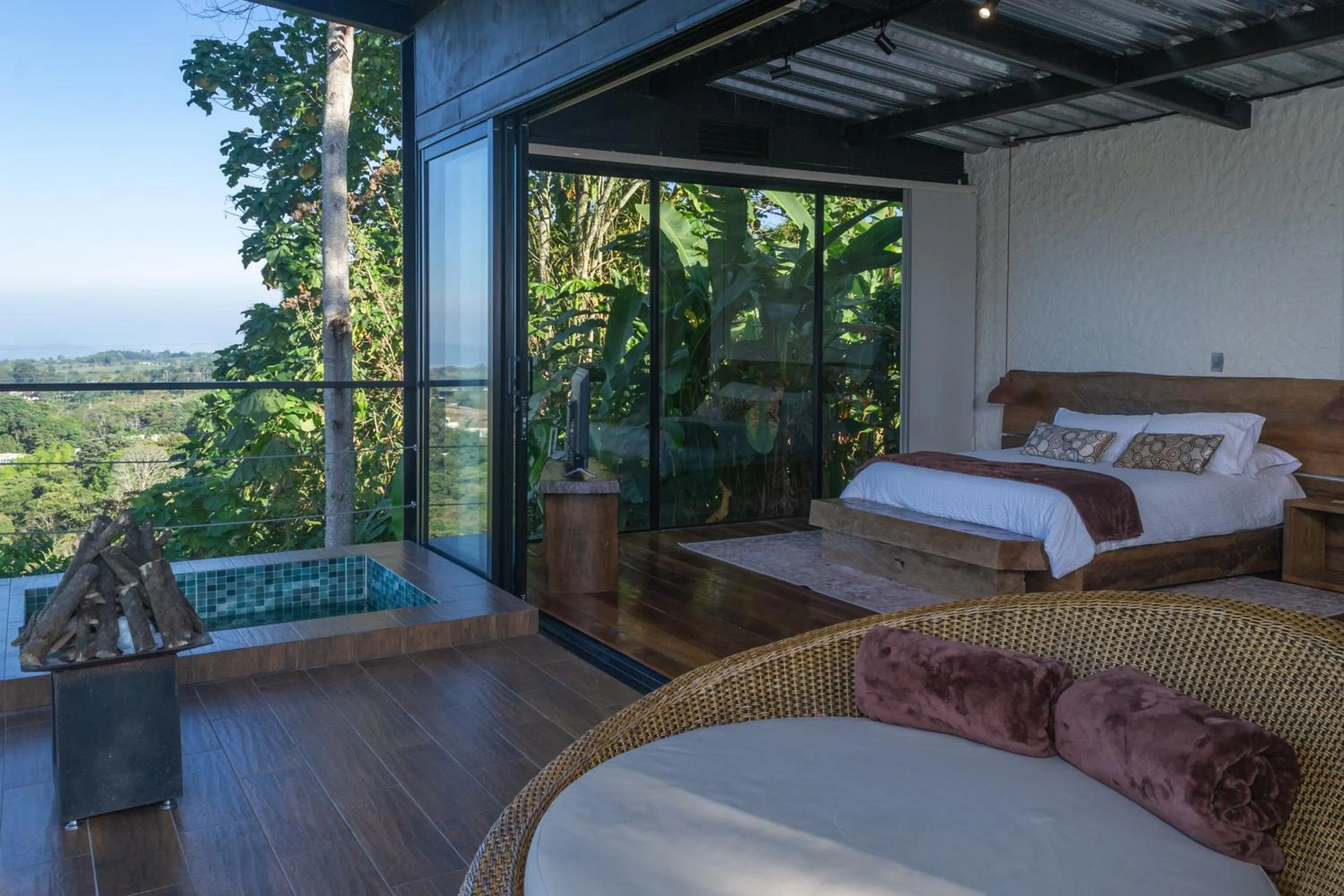 Bed in El Edén Country hotel y Club Residencial