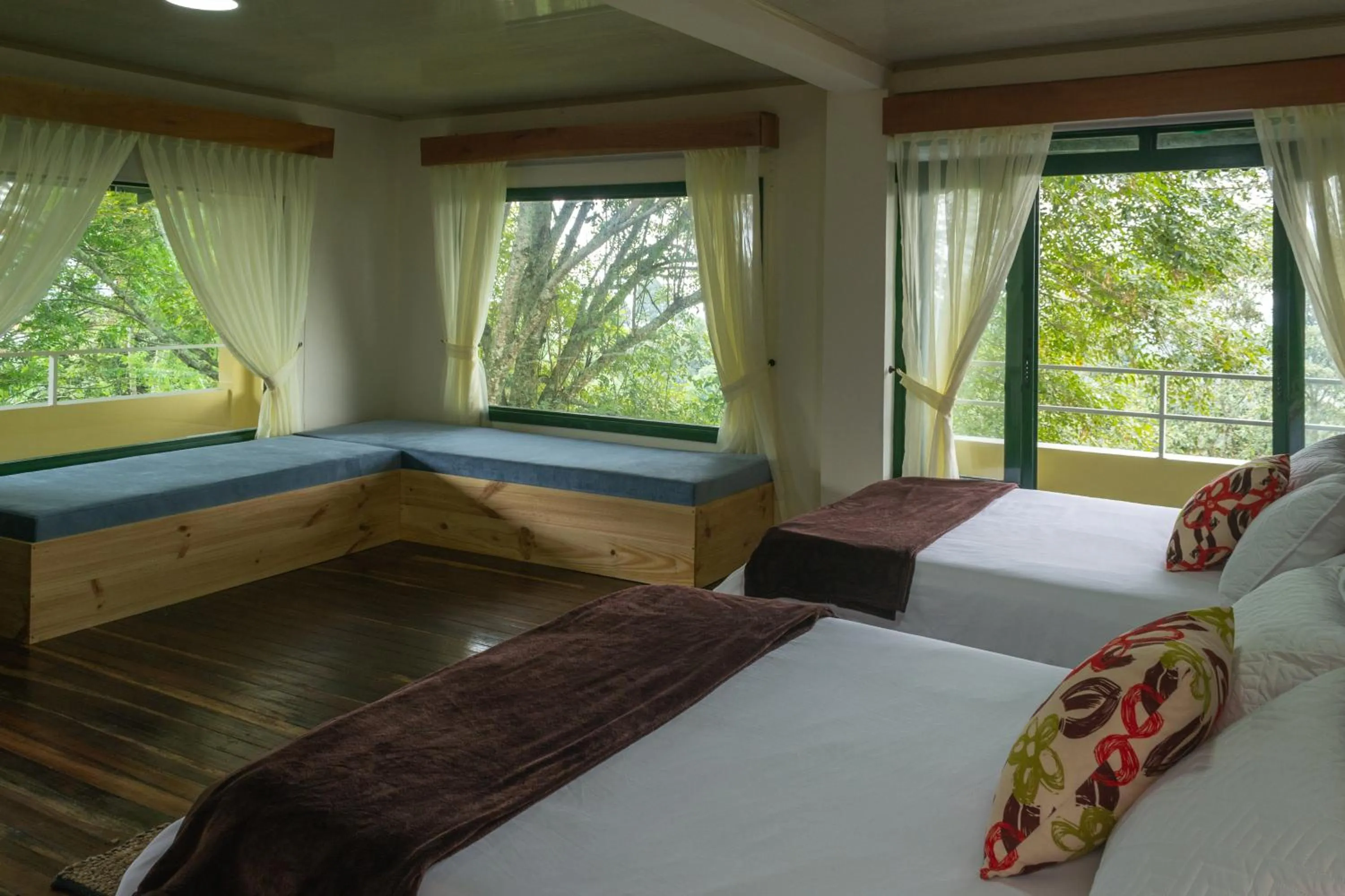 Photo of the whole room, Bed in El Edén Country hotel y Club Residencial
