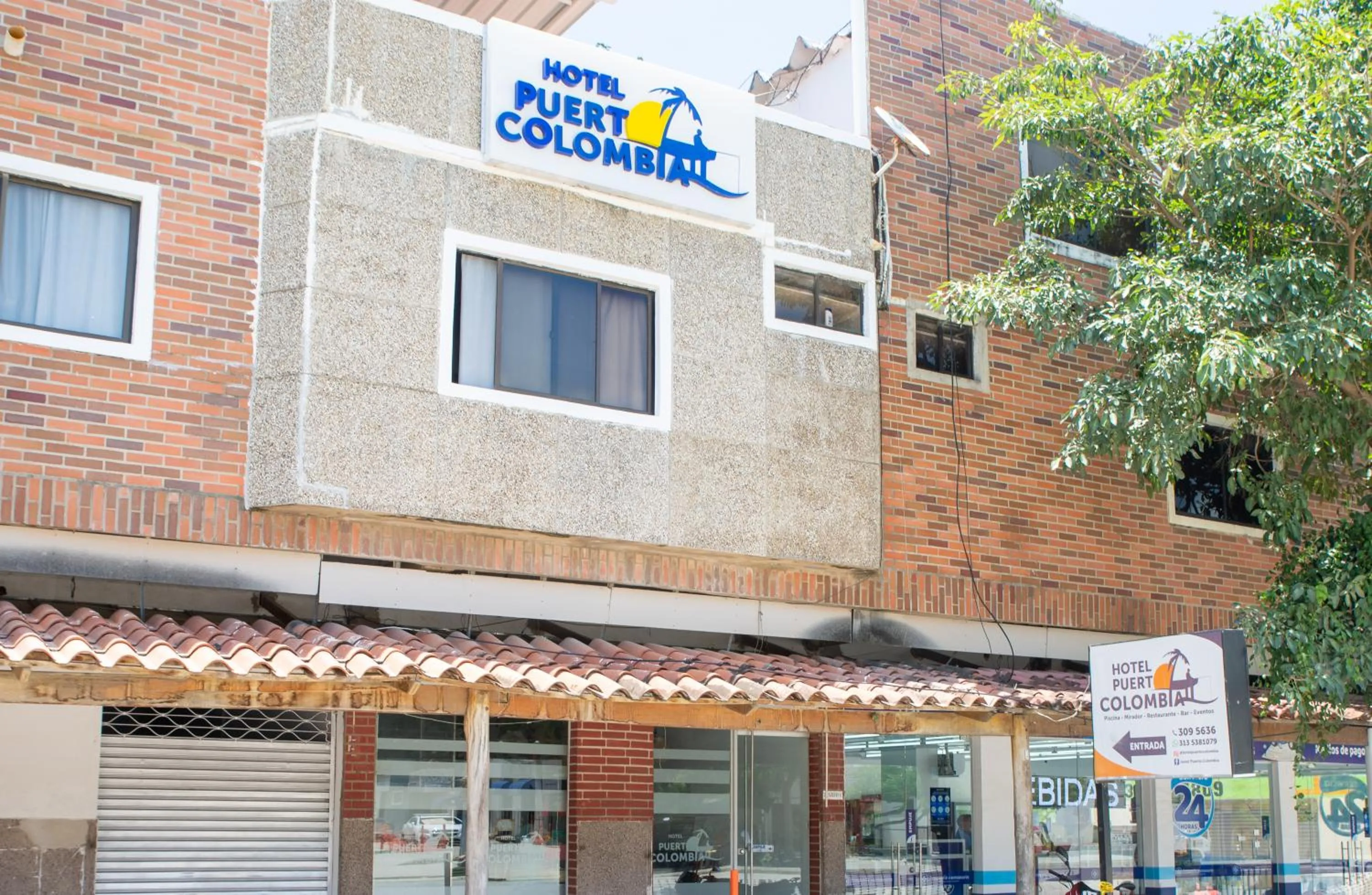 Facade/entrance in Hotel Puerto Colombia