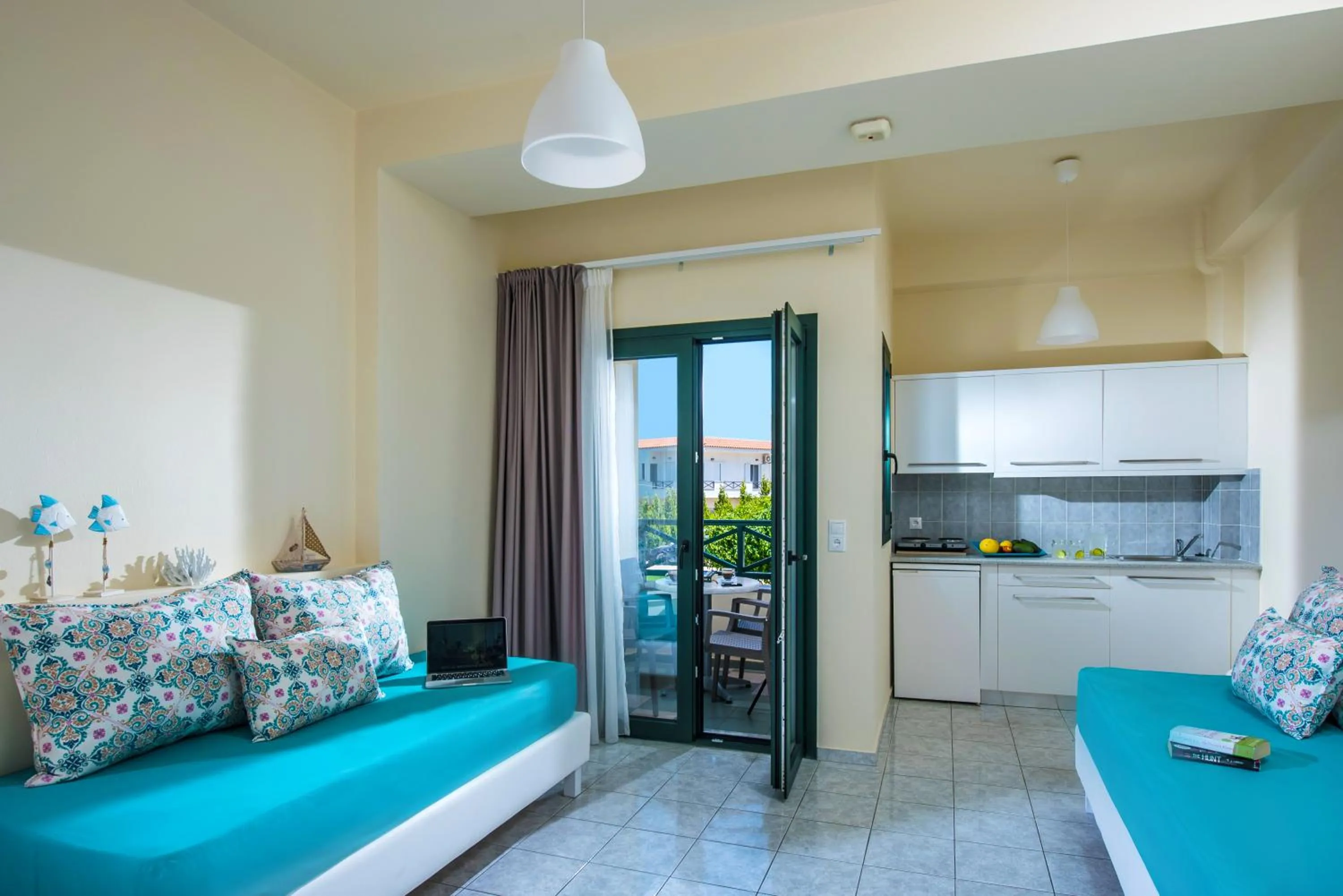 Day, Bed in Kristalli Hotel Apartments