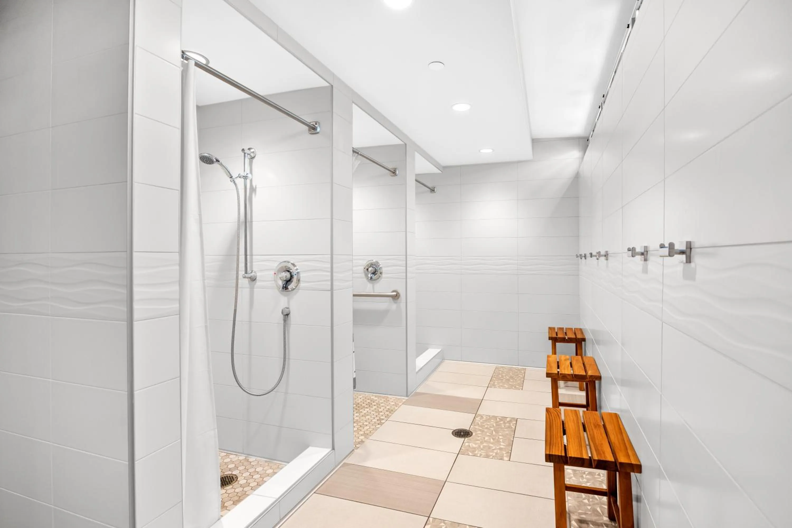 Shower in Diamond Head & Ocean View Gem Near Waikiki Beach, Parking's On Us