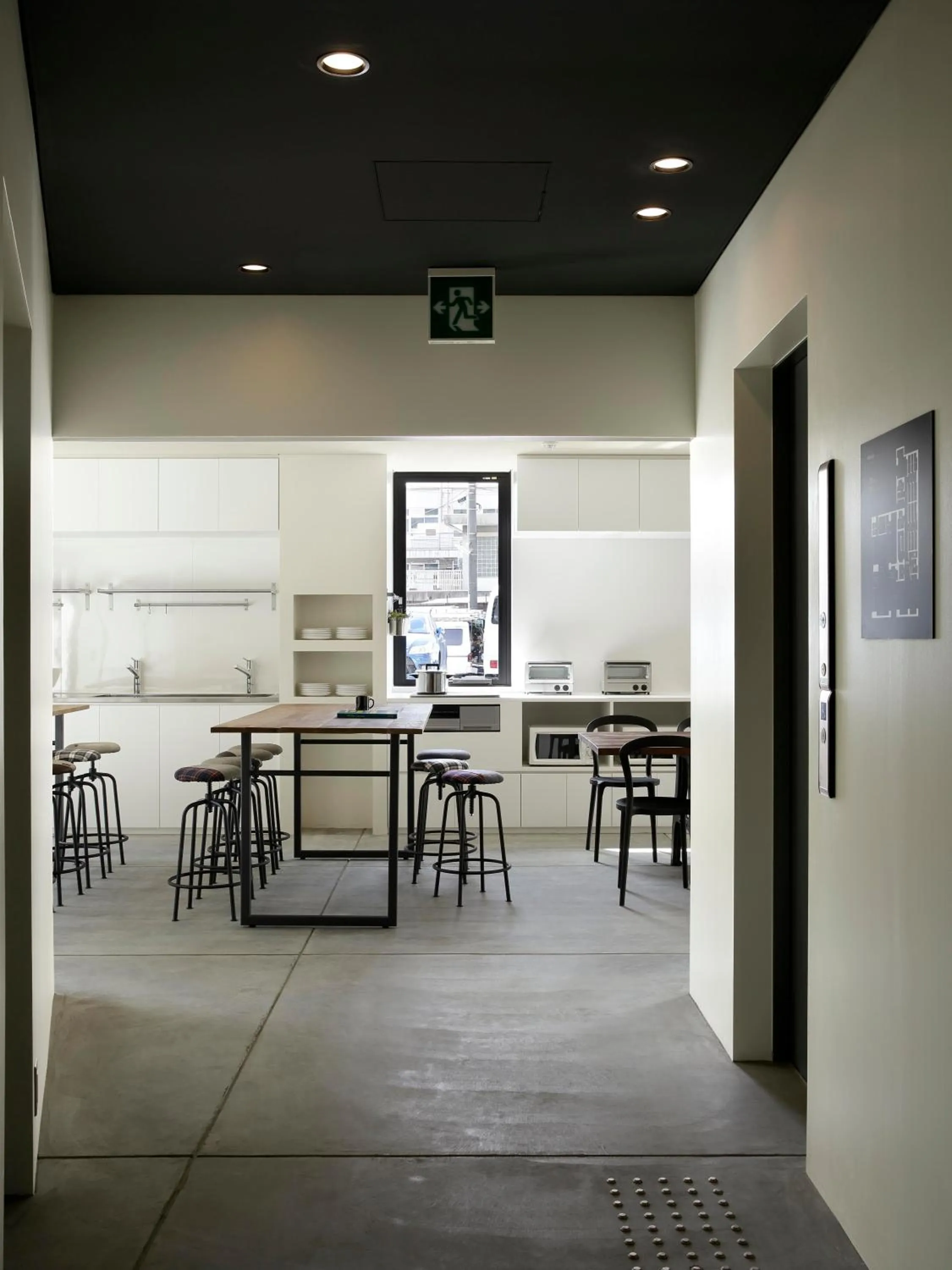 Restaurant/places to eat in Piece Hostel Kyoto