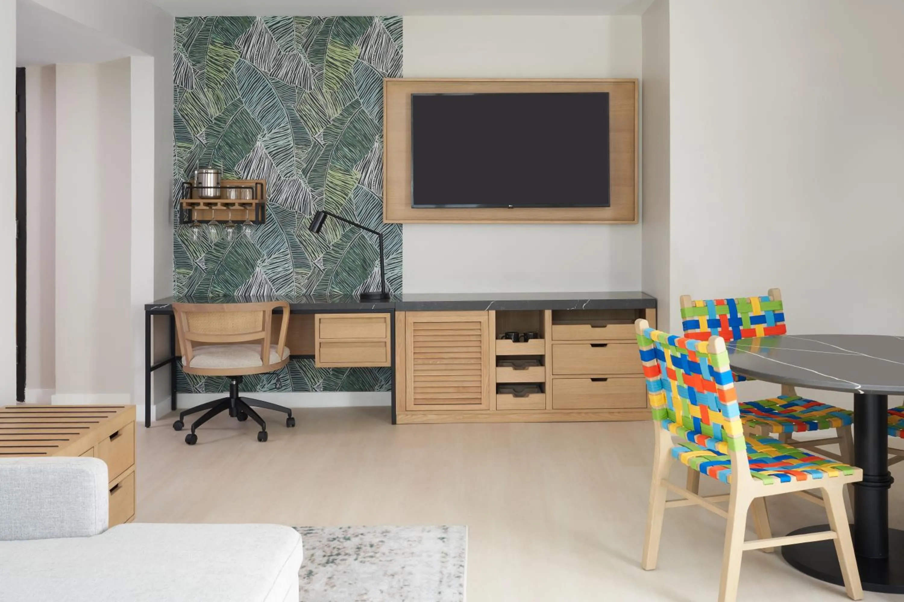 TV and multimedia in Hotel Rumbao, a Tribute Portfolio Hotel