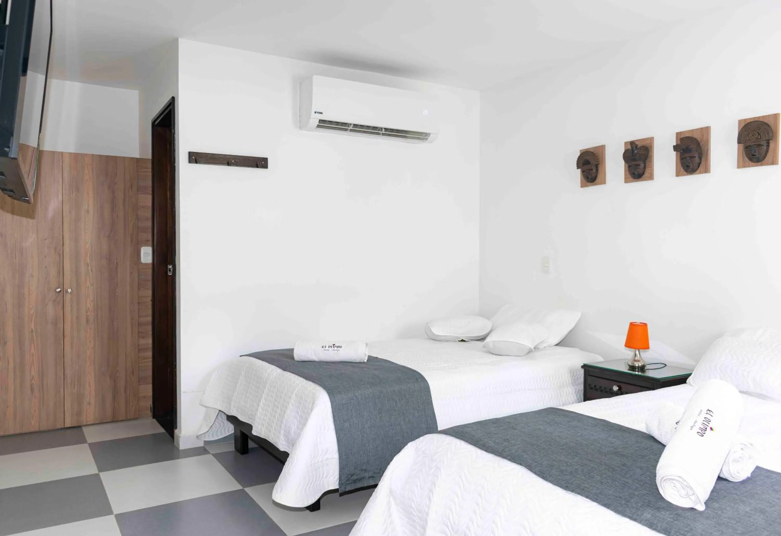 Bed in Hotel El Olimpo
