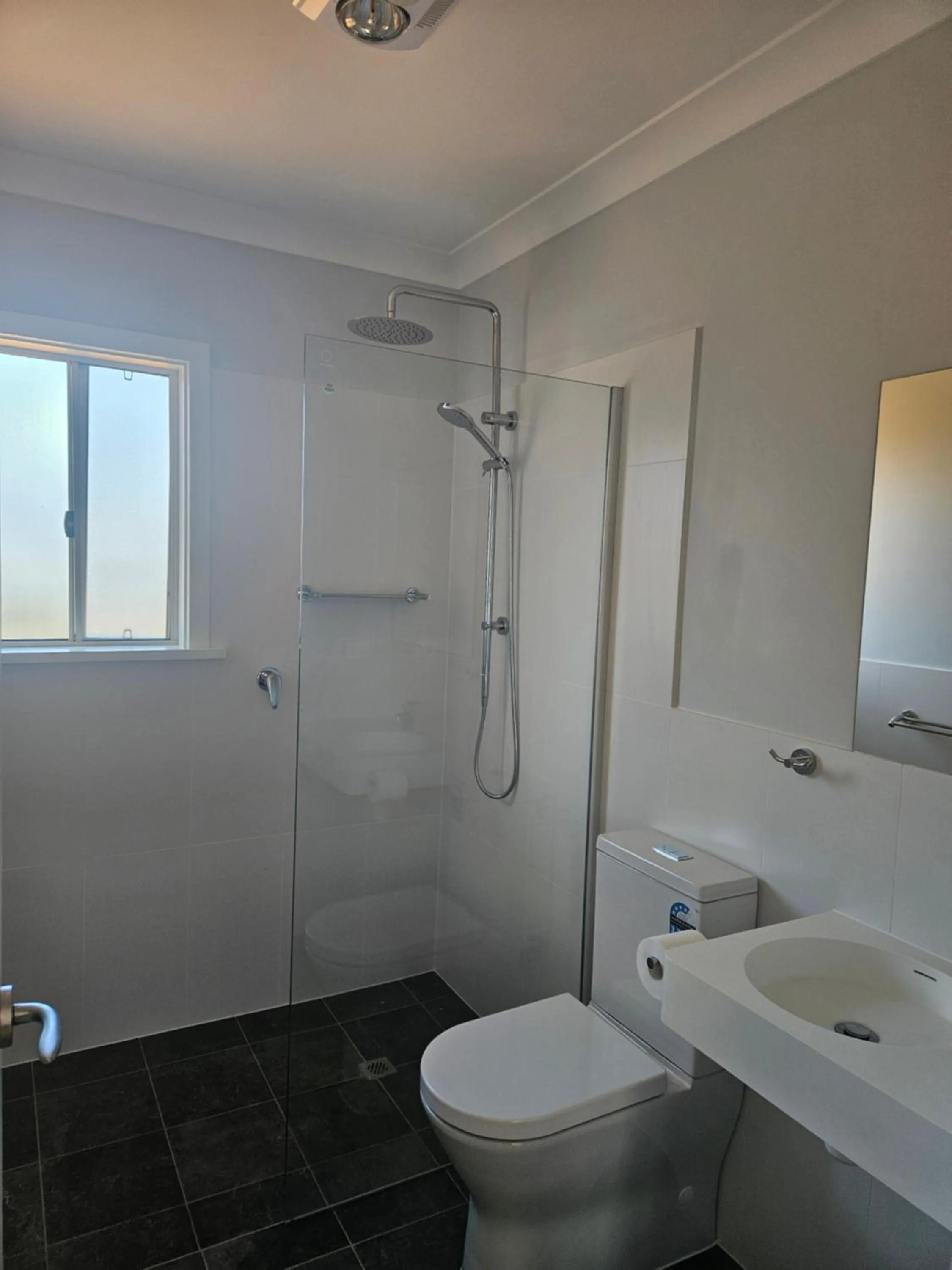 Parndana Hotel Cabins