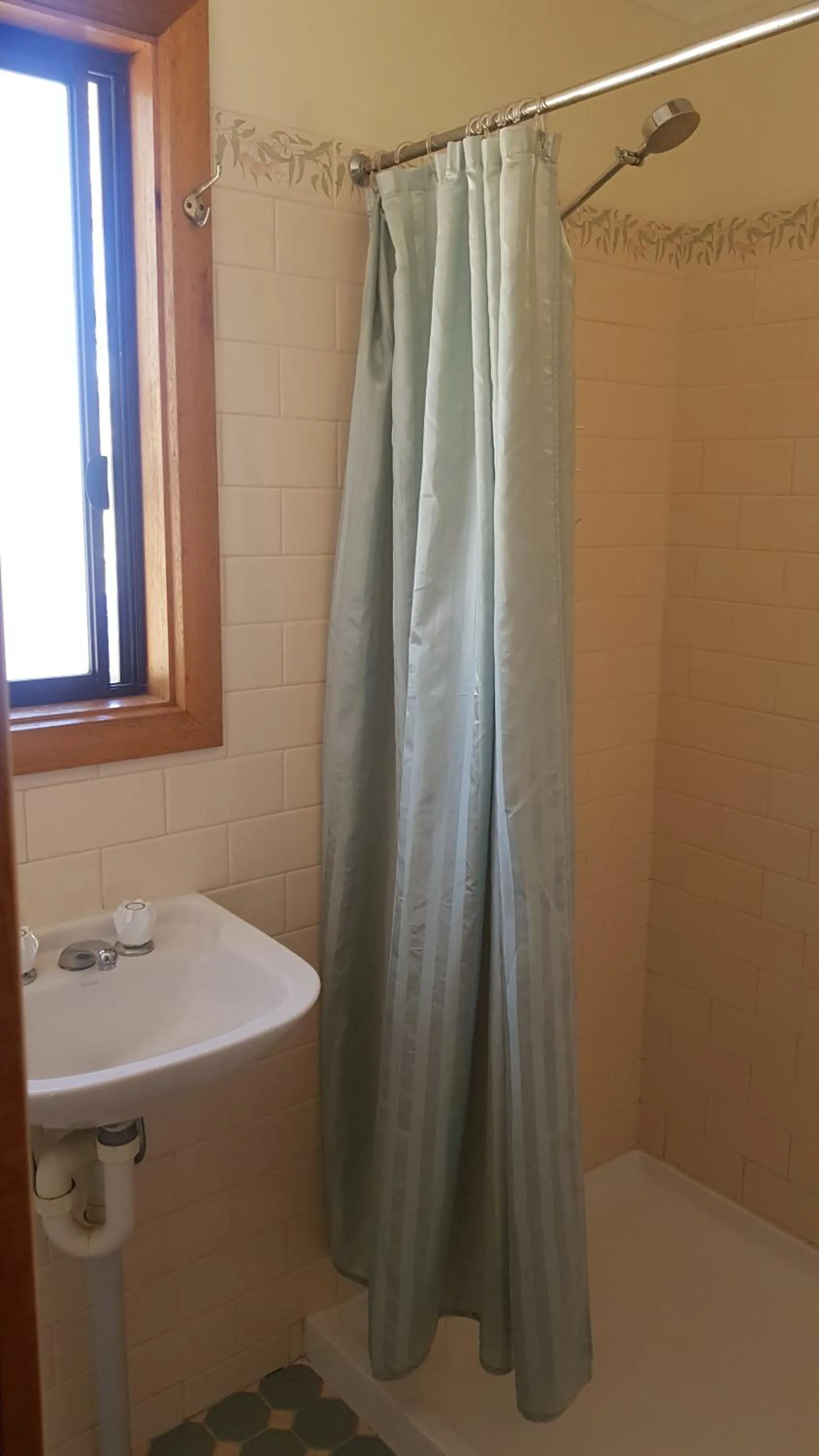 Bathroom in Parndana Hotel Cabins