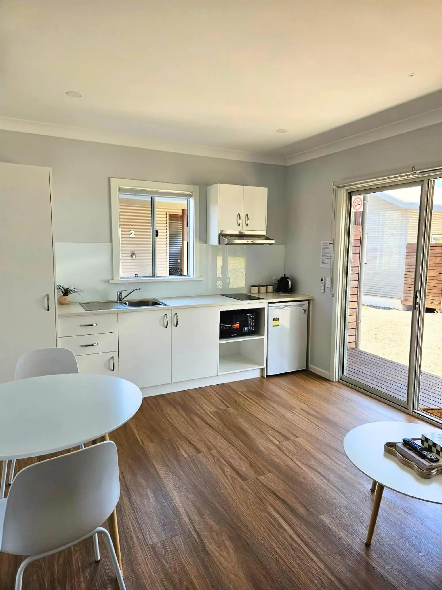 Parndana Hotel Cabins