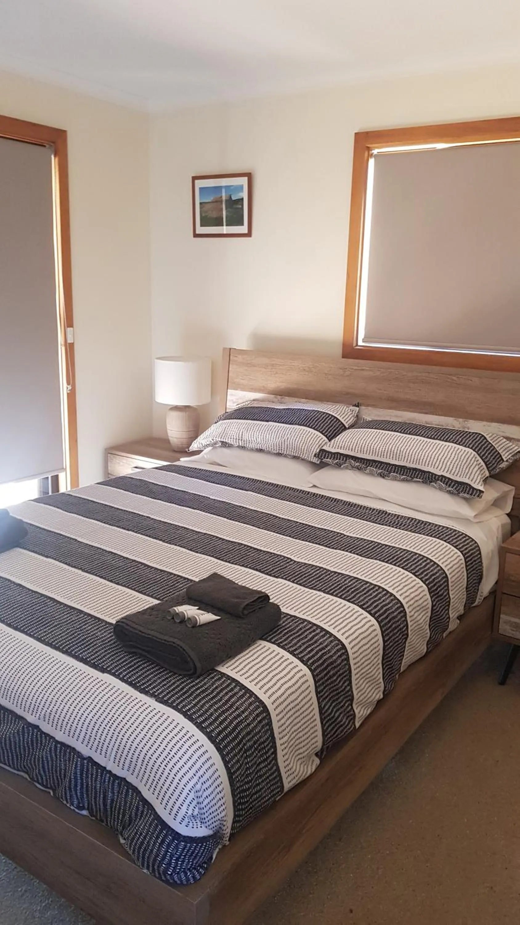 Bedroom, Bed in Parndana Hotel Cabins