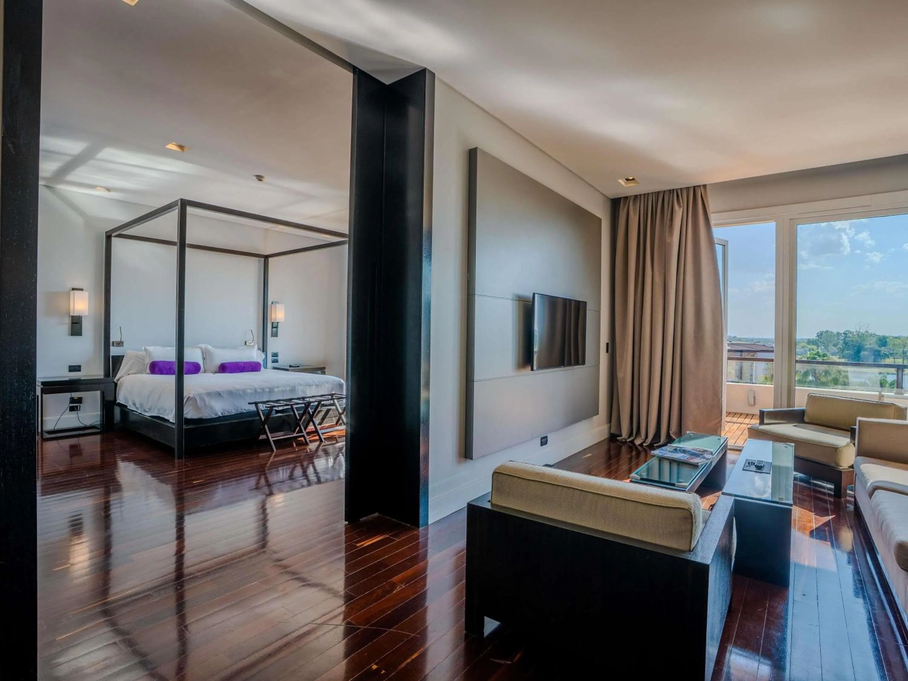 Bedroom, Bed in Sofitel La Reserva Cardales