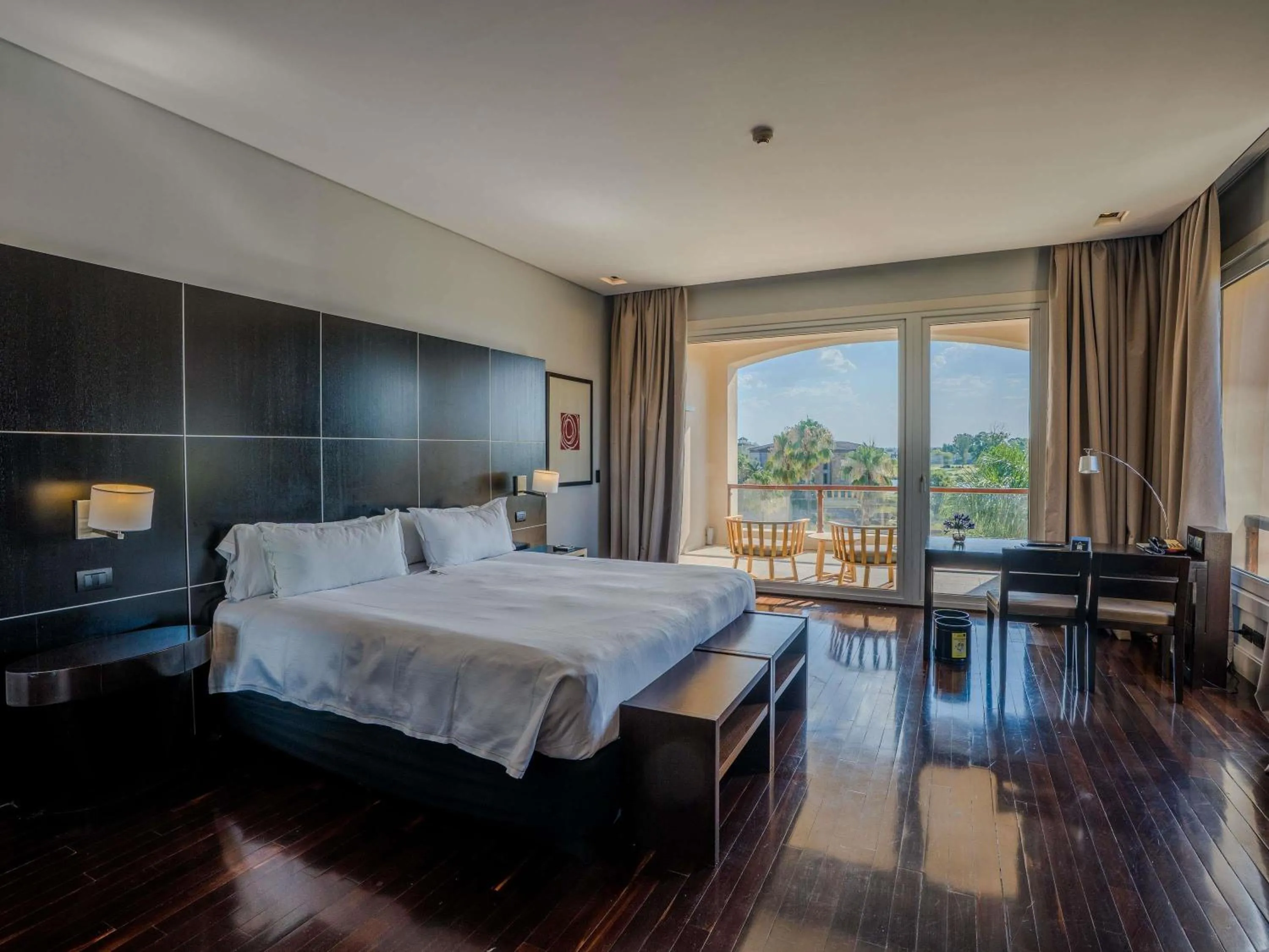 Bedroom, Bed in Sofitel La Reserva Cardales