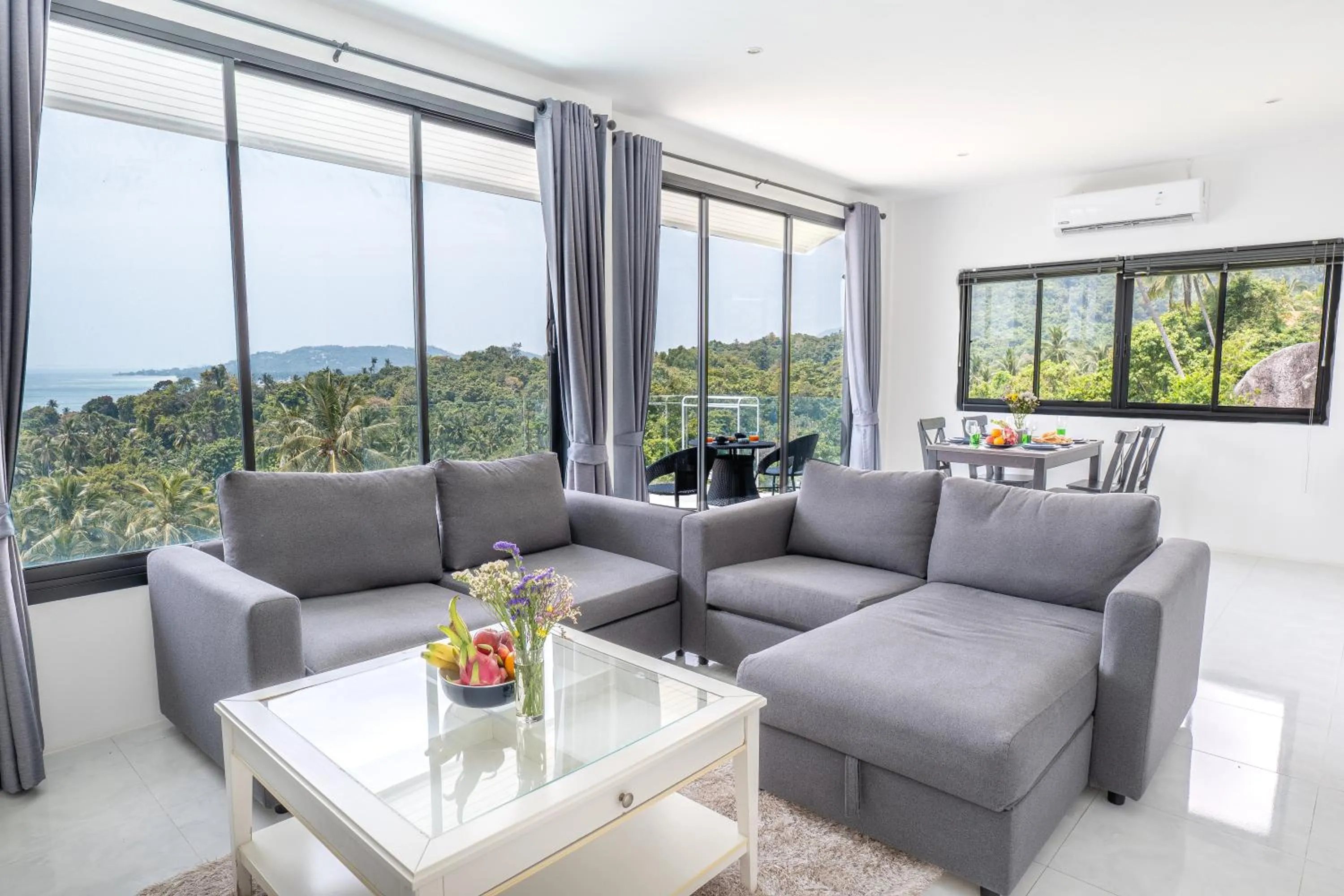 Tropical Sea View Residence