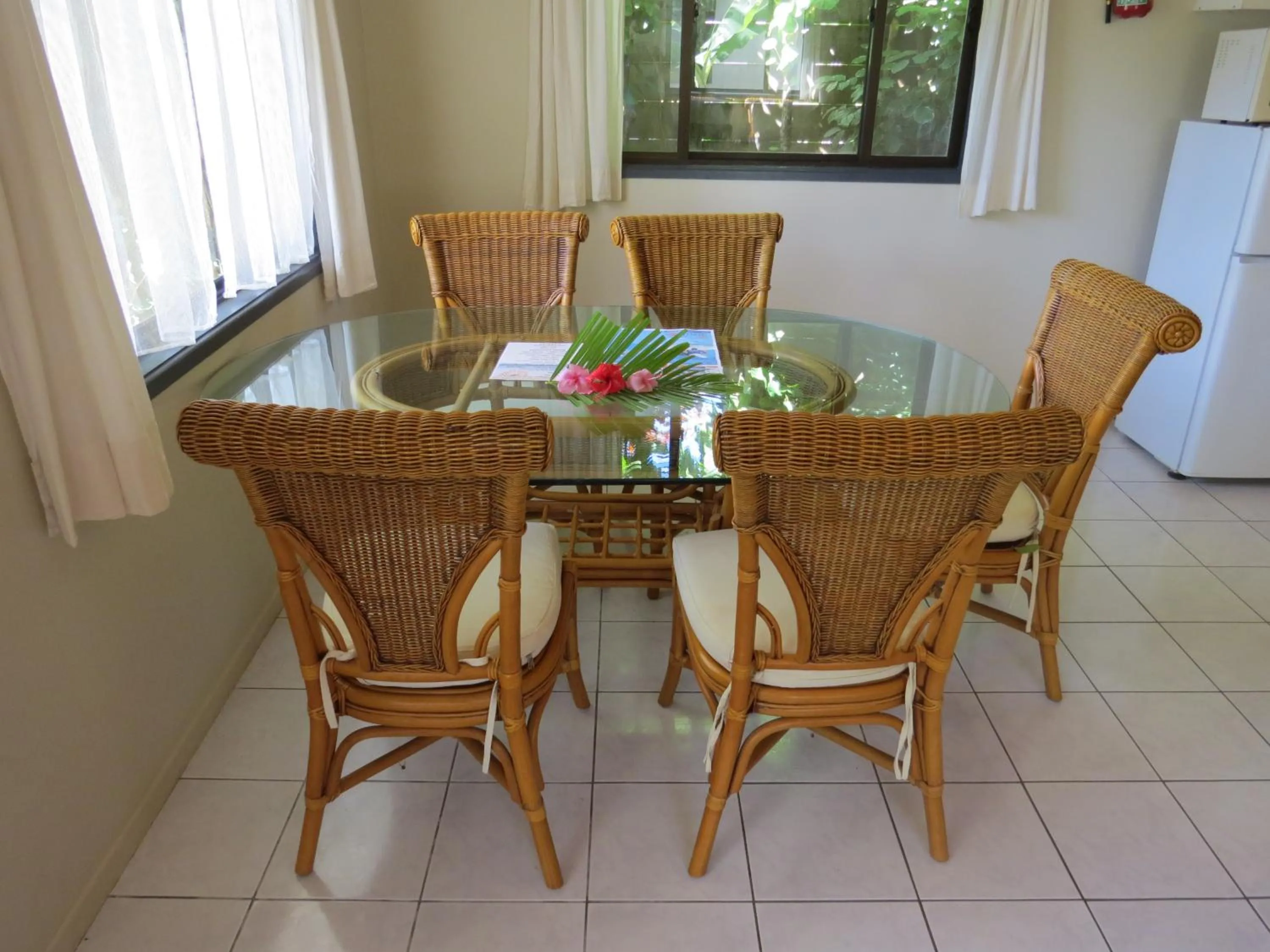 Day in Muri Beach Resort