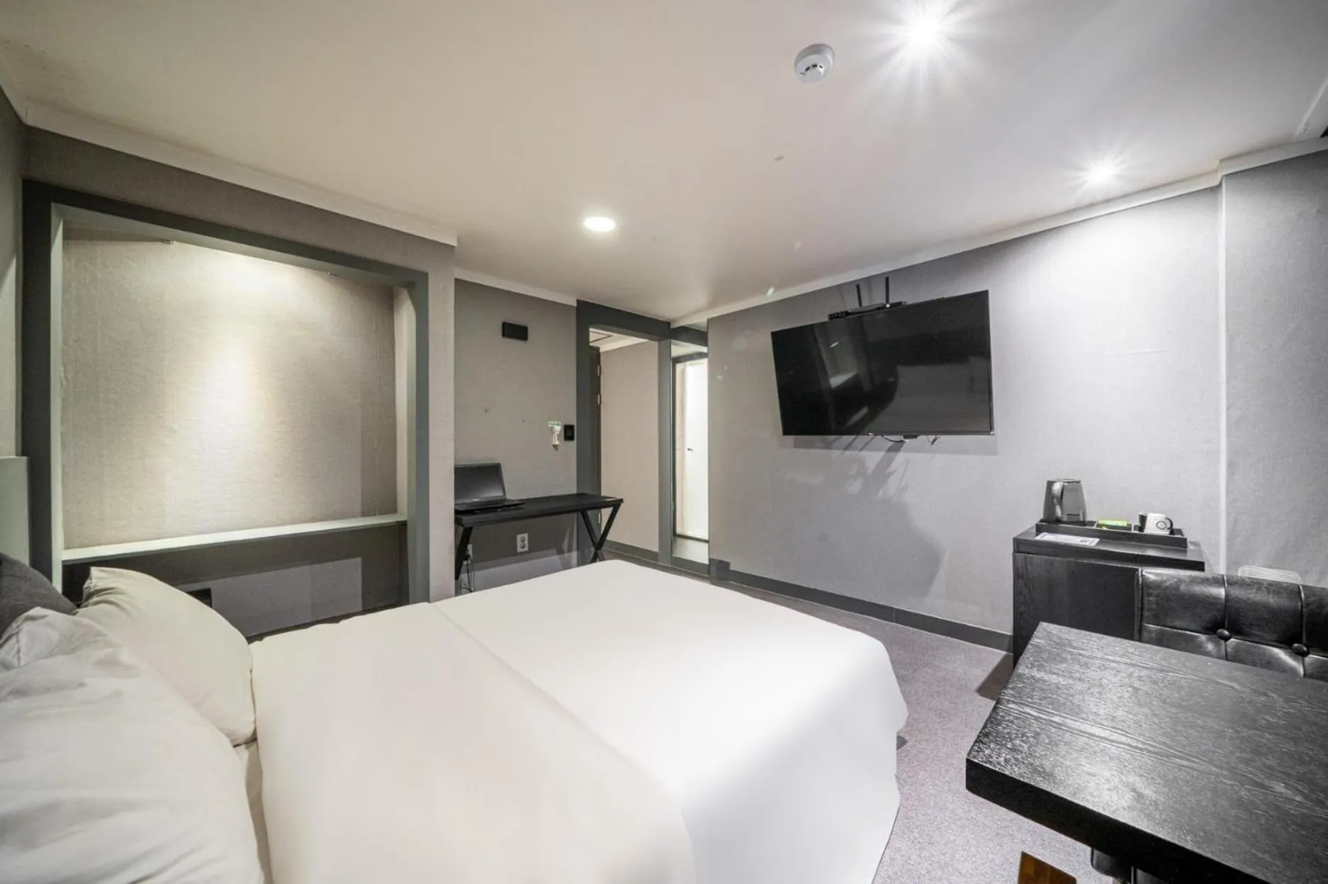 Bed in Pyeongtaek Stay Tourist Hotel